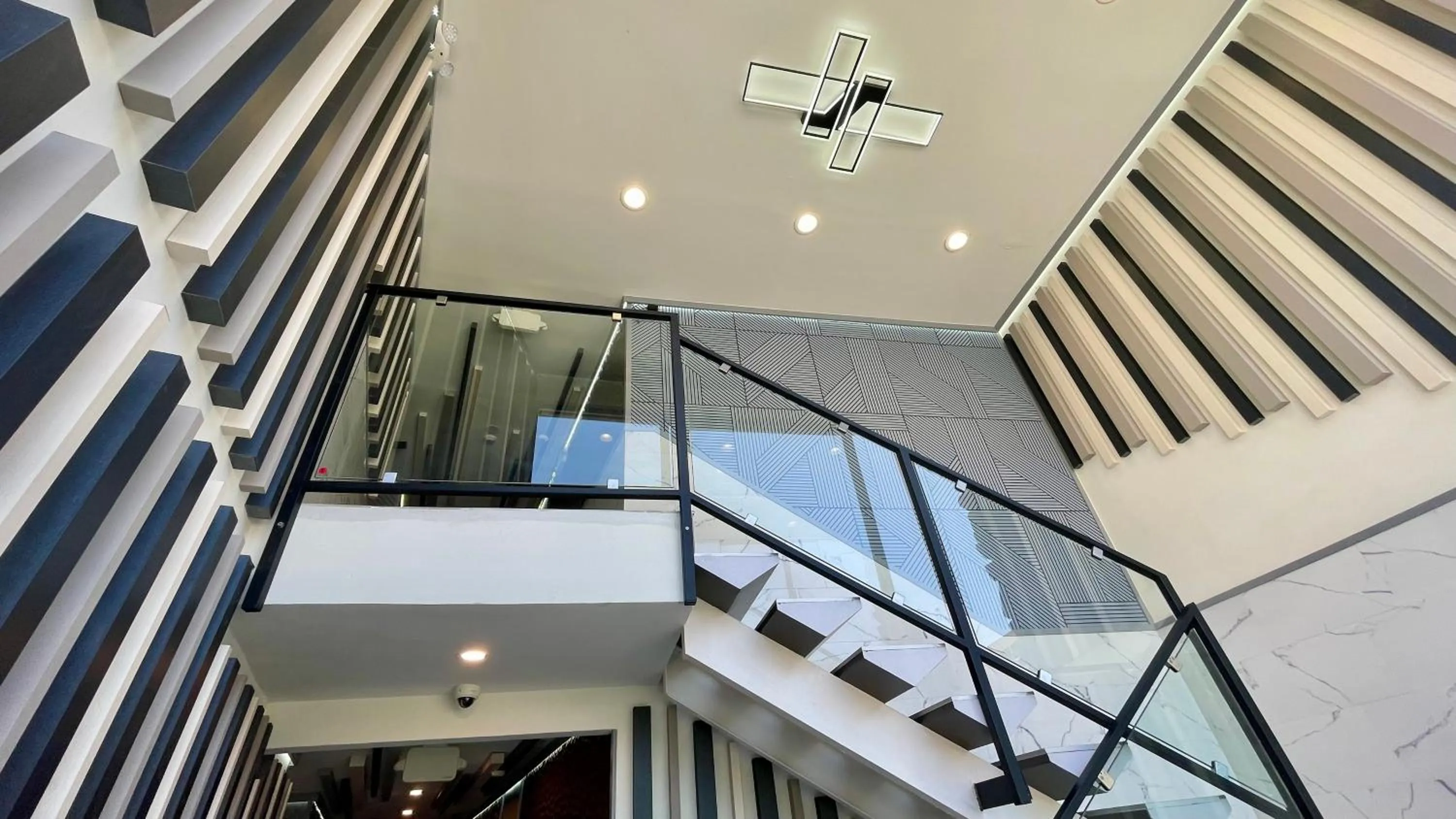 Lobby or reception in Quintessence ApartHotel