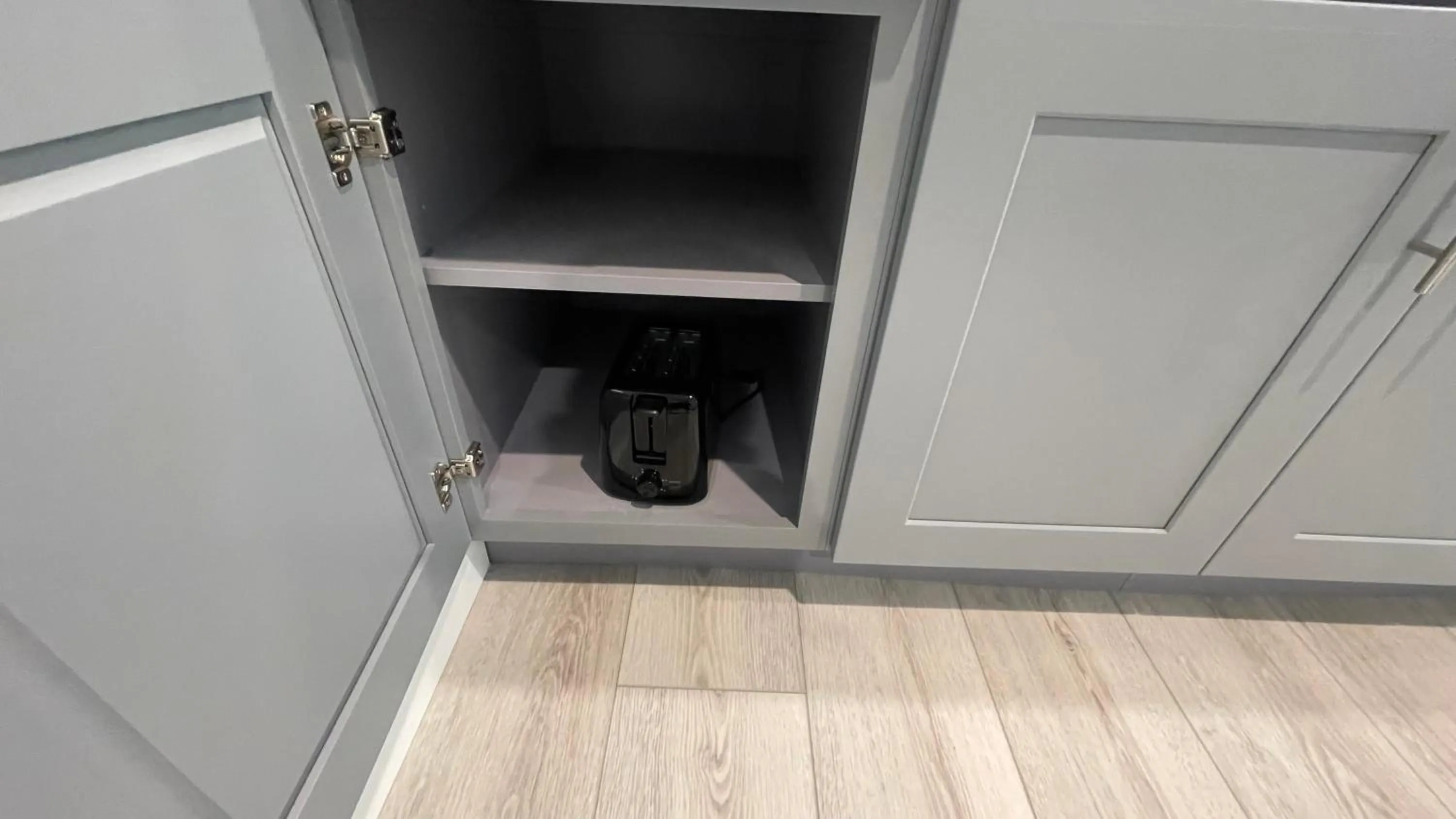 Kitchen or kitchenette in Quintessence ApartHotel