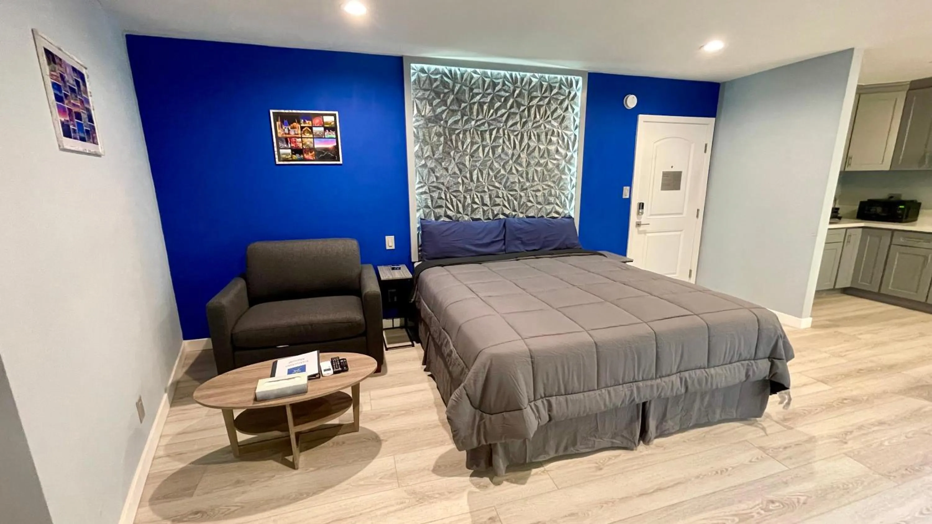 Studio with Sofa Bed in Quintessence ApartHotel