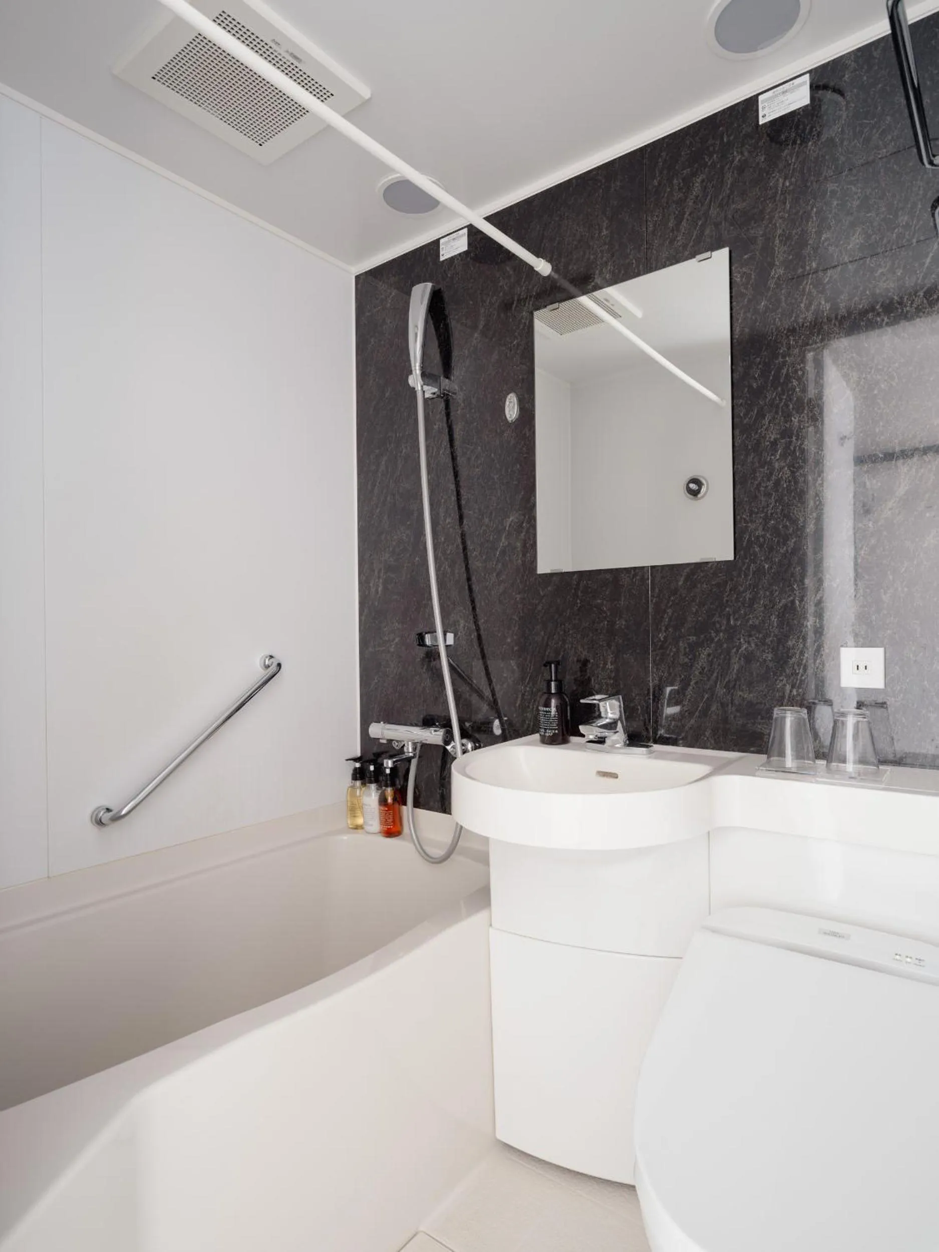 Bathroom in Nest Hotel Tokyo Yaesu