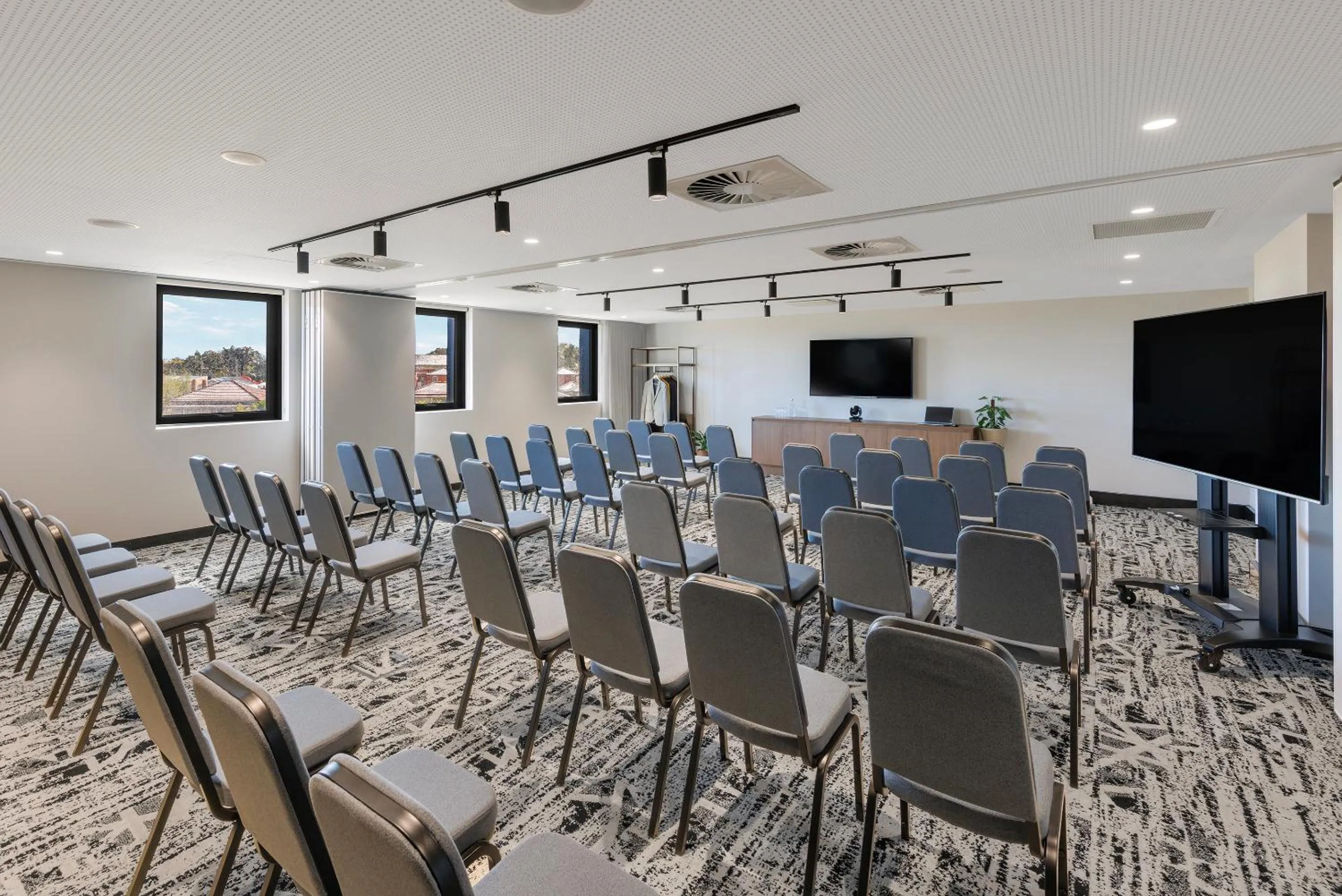 TV and multimedia in Punthill Sunshine