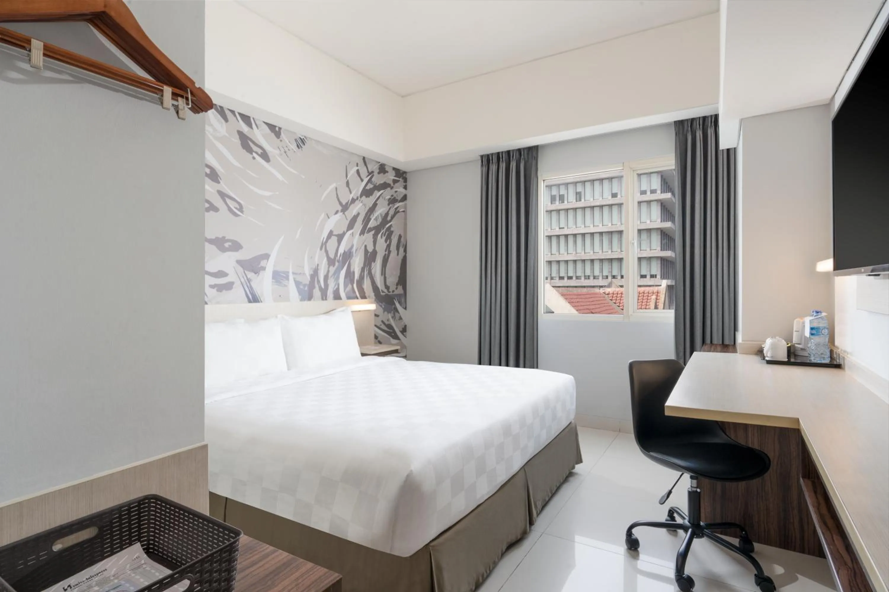 Bed in Swiss-Belexpress Cideng