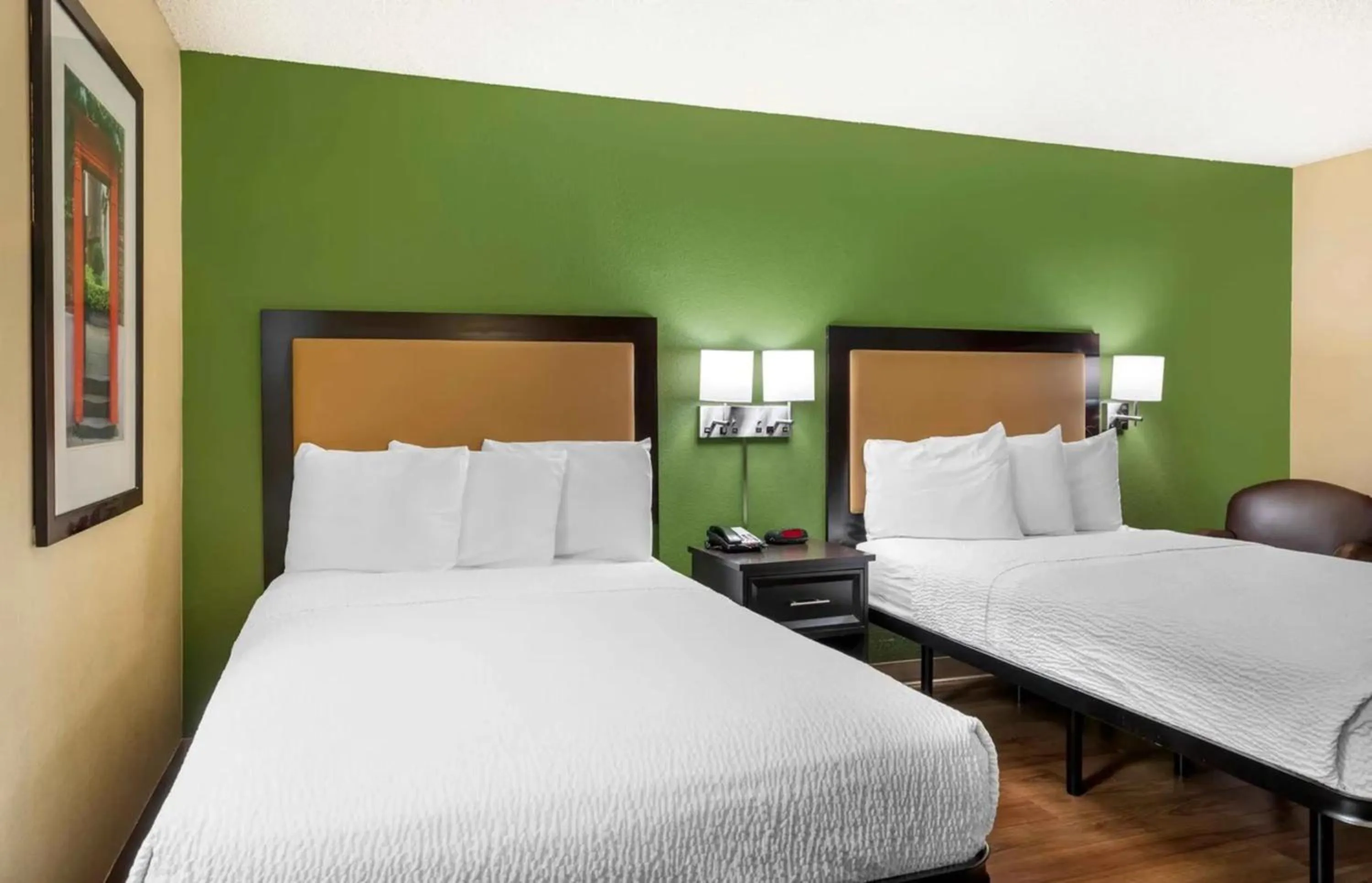 Bedroom, Bed in Relax Suites Extended Stay - La Mirada