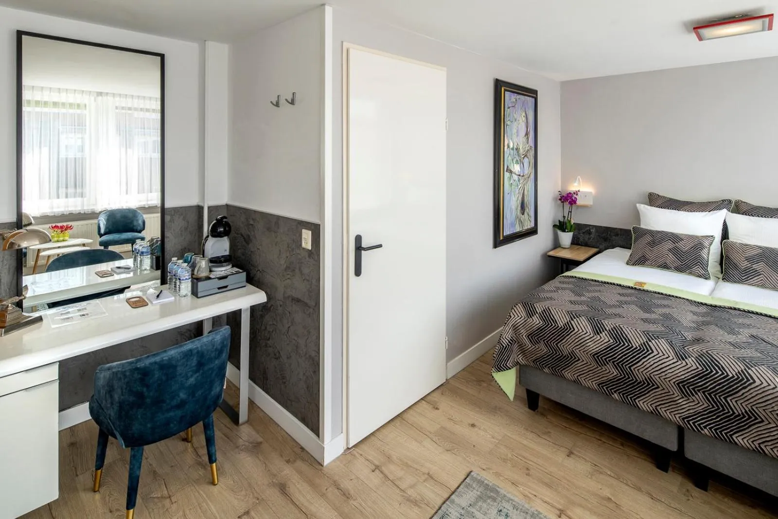 Coffee/tea facilities, Bed in Jupiter Hotel