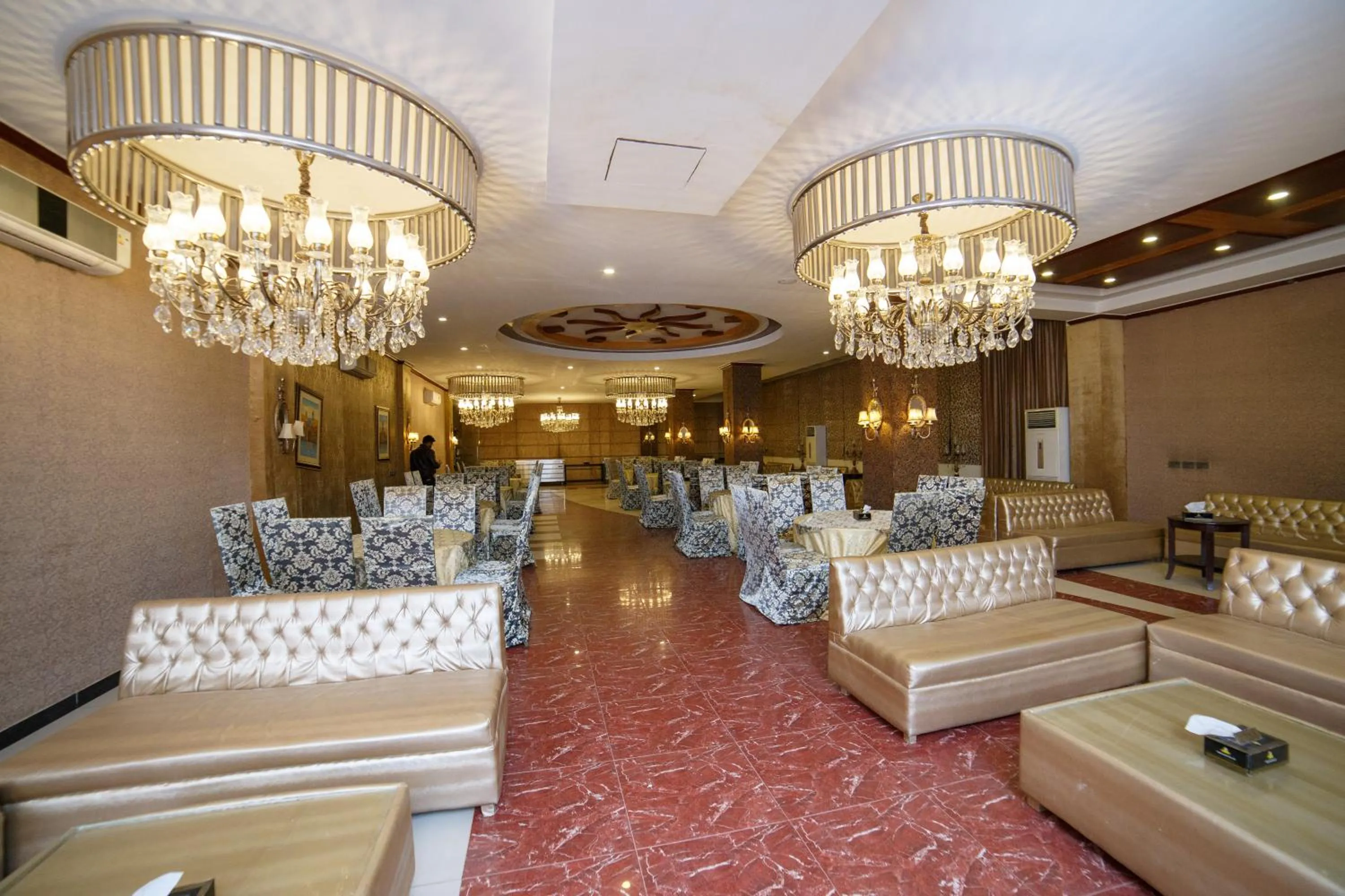 Shelton's Rezidor Peshawar