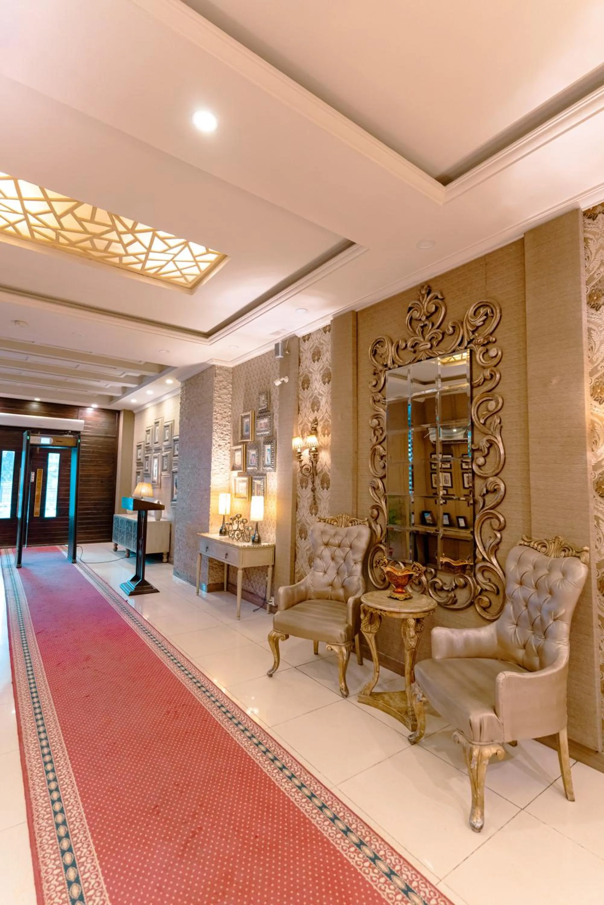 Shelton's Rezidor Peshawar