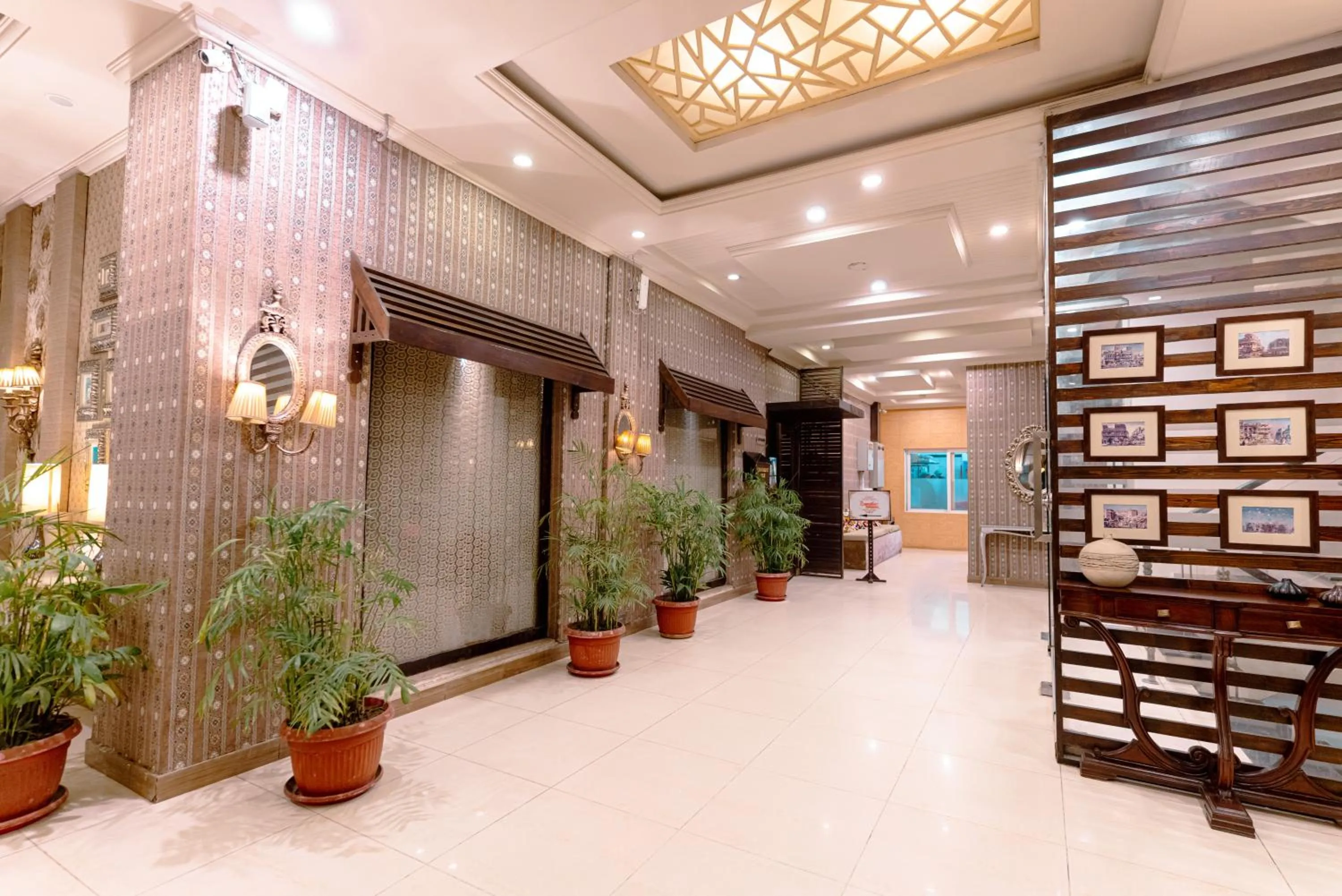 Shelton's Rezidor Peshawar