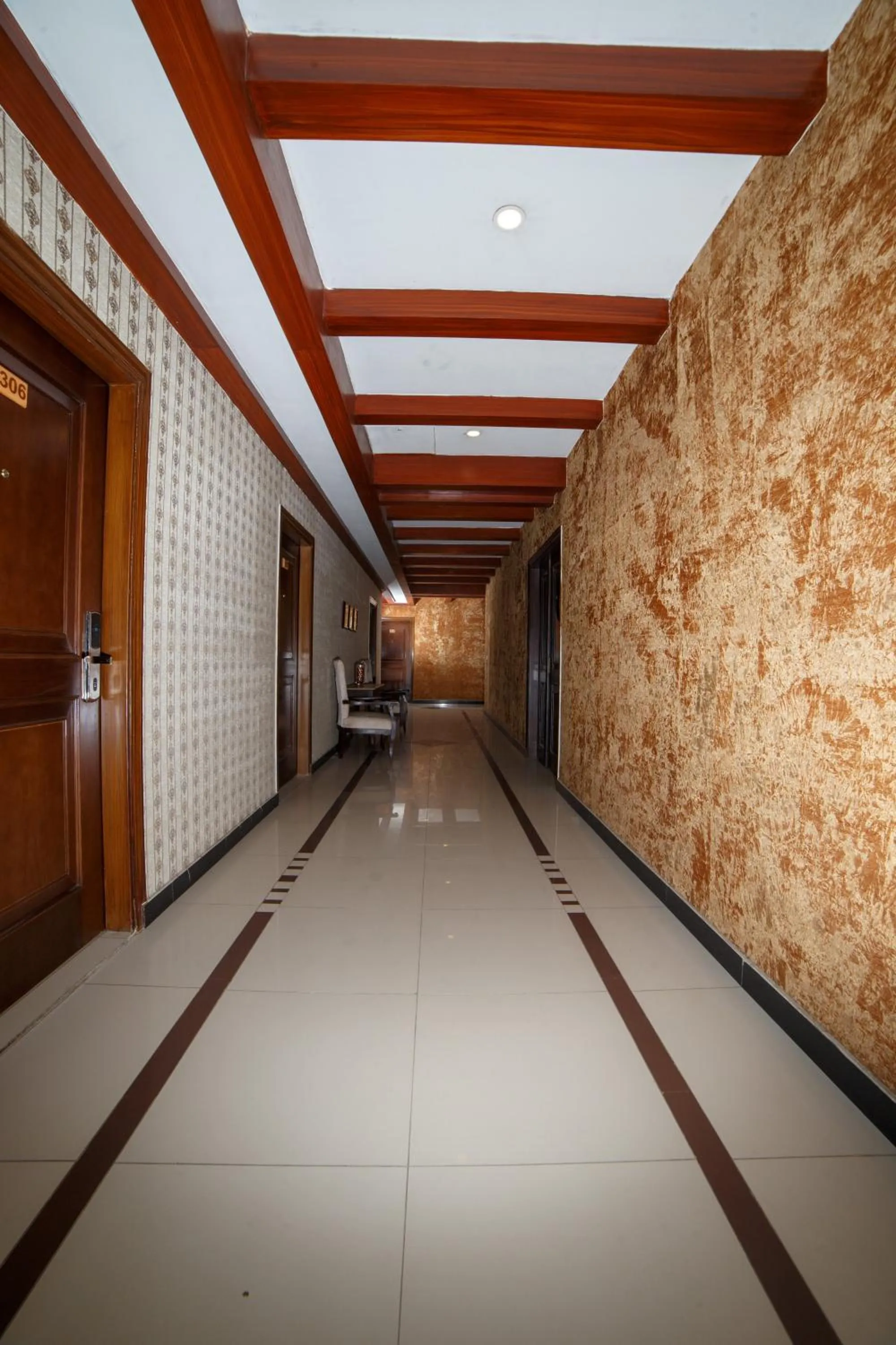 Shelton's Rezidor Peshawar