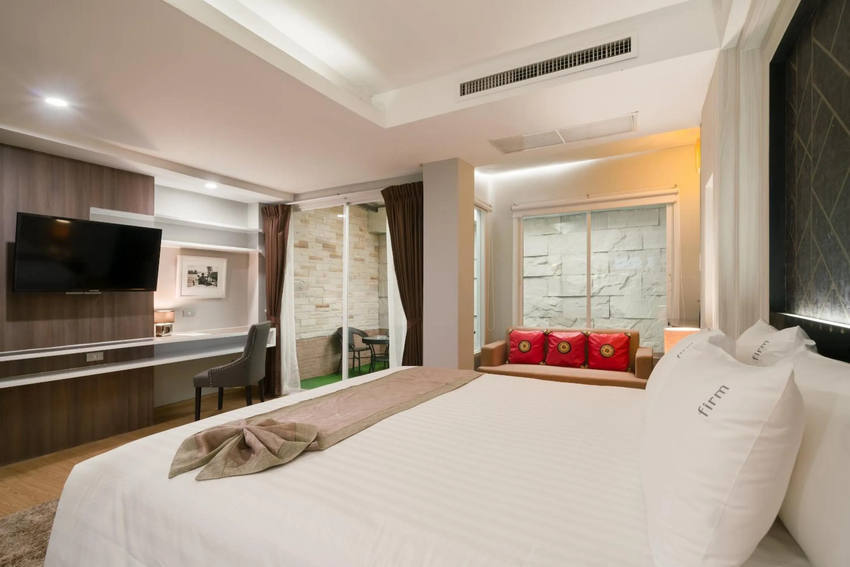 Bed in Aspira Suites Sukhumvit 20