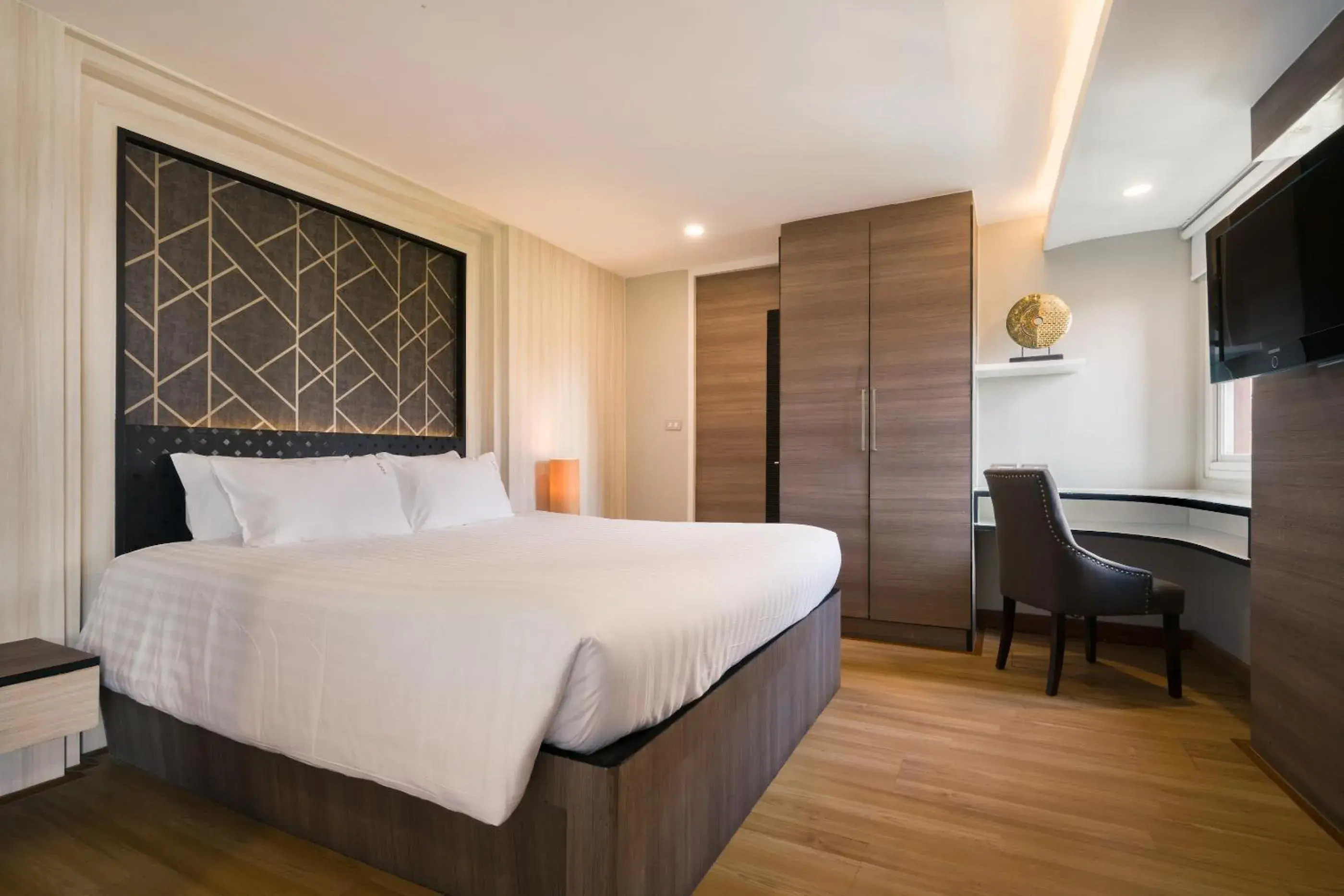 Premier Studio with Balcony in Aspira Suites Sukhumvit 20 Premier Studio with Balcony in Aspira Suites Sukhumvit 20