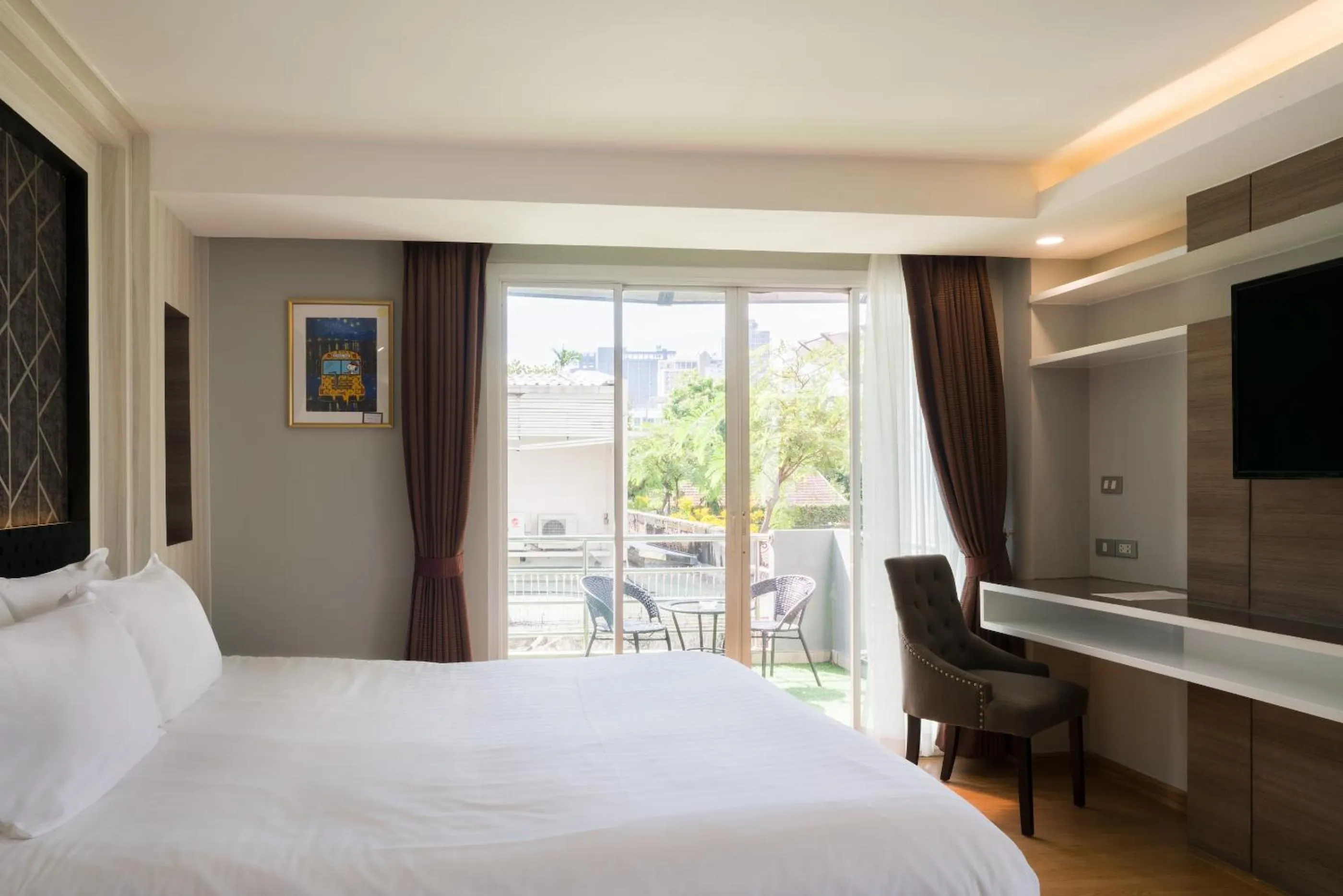 Bed in Aspira Suites Sukhumvit 20