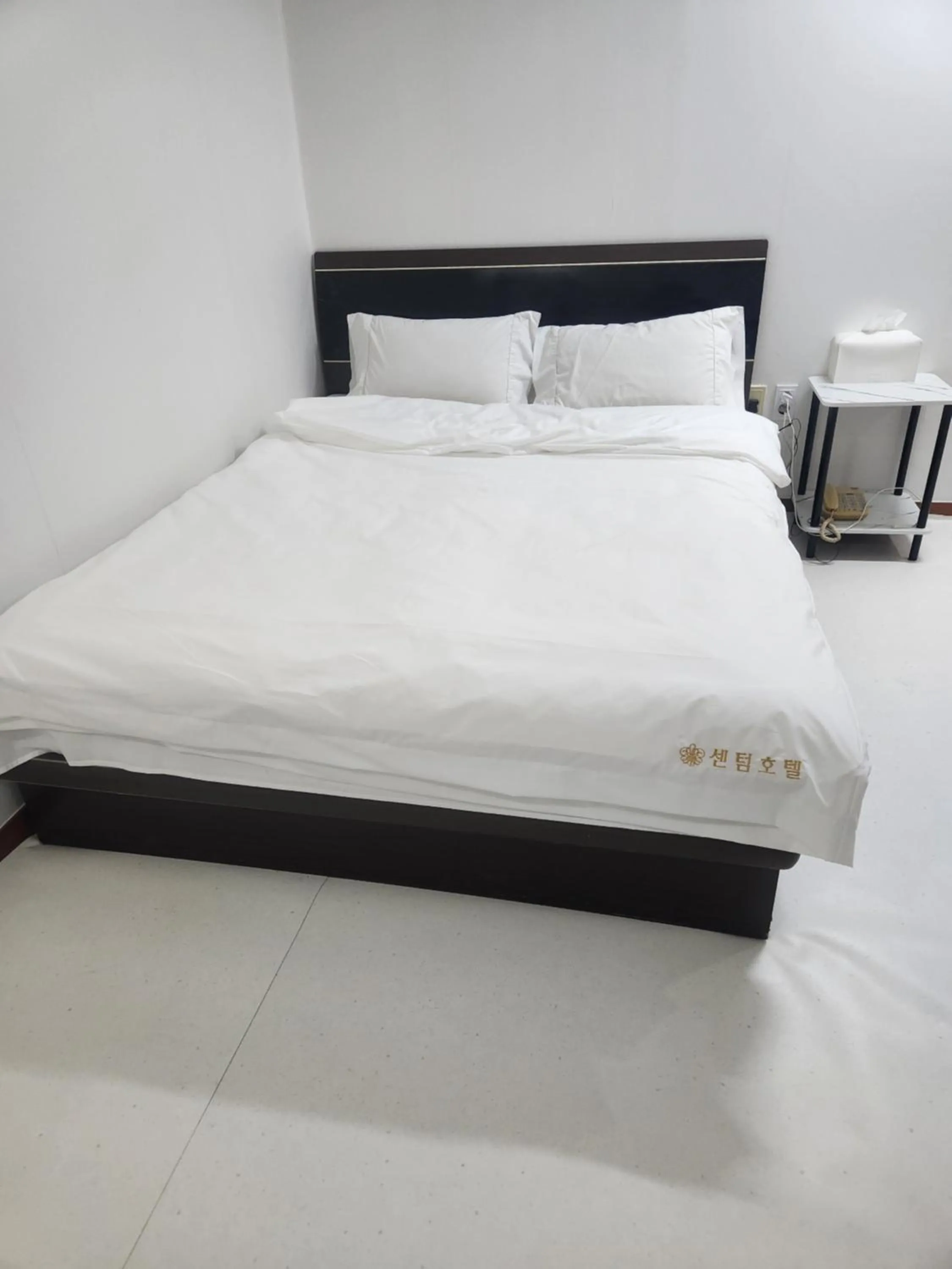 Bed in Busan Station Centum Hotel