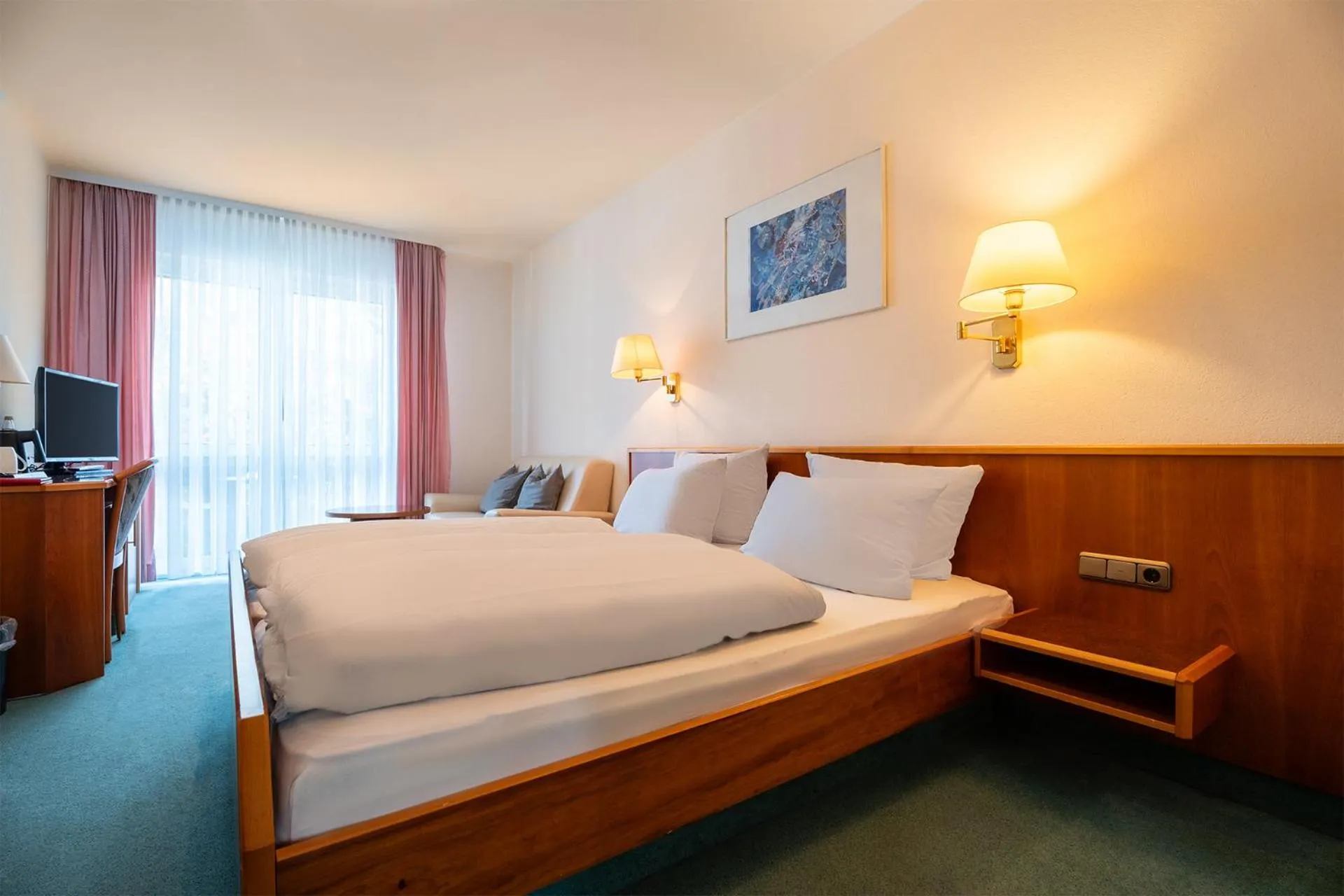 Bedroom, Bed in Hotel Sonne