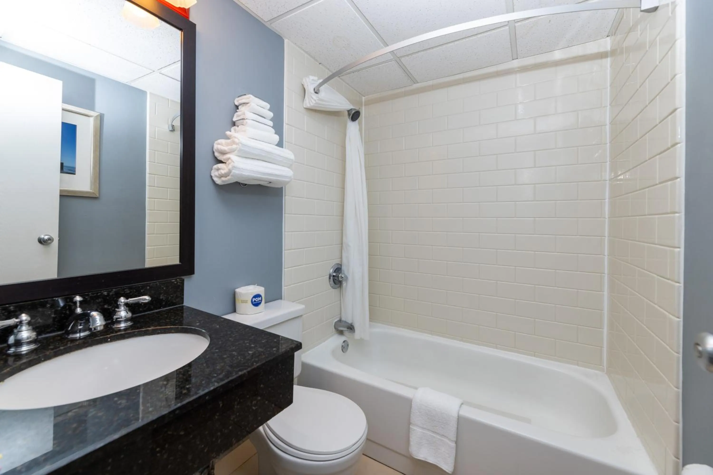 Bathroom in Harbor Town Inn, BW Signature Collection