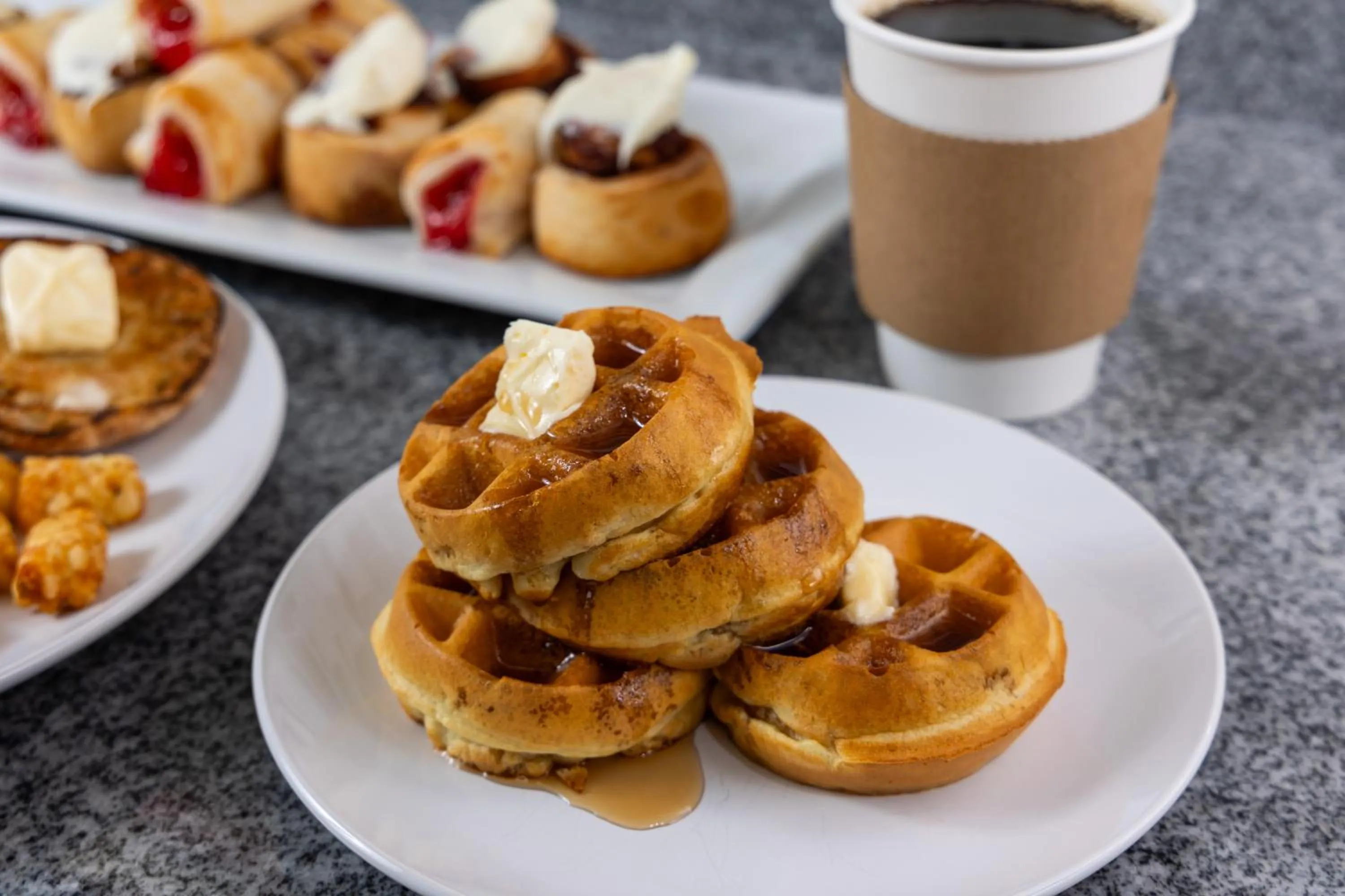 Breakfast in Harbor Town Inn, BW Signature Collection