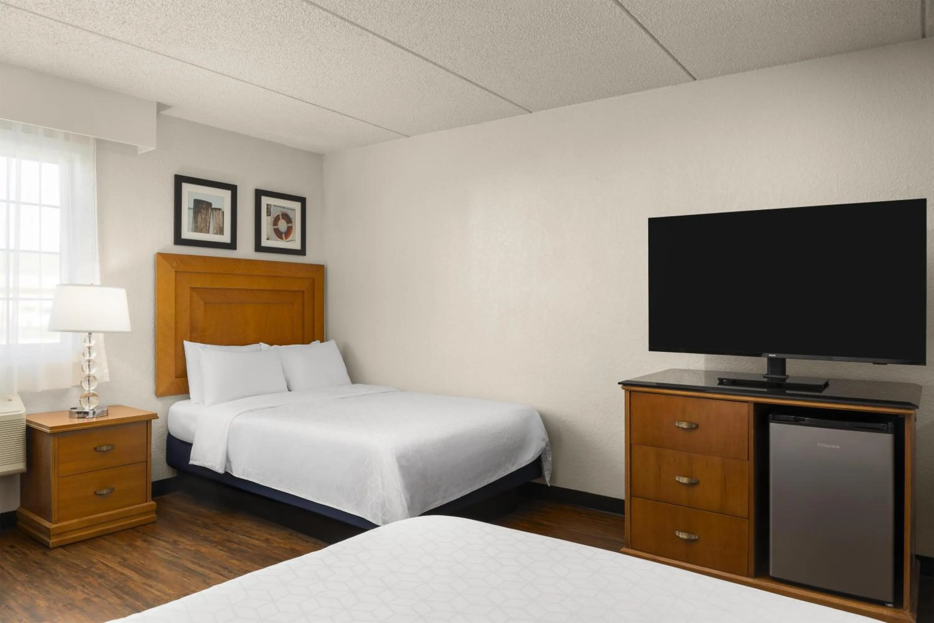 Bedroom, Bed in Harbor Town Inn, BW Signature Collection