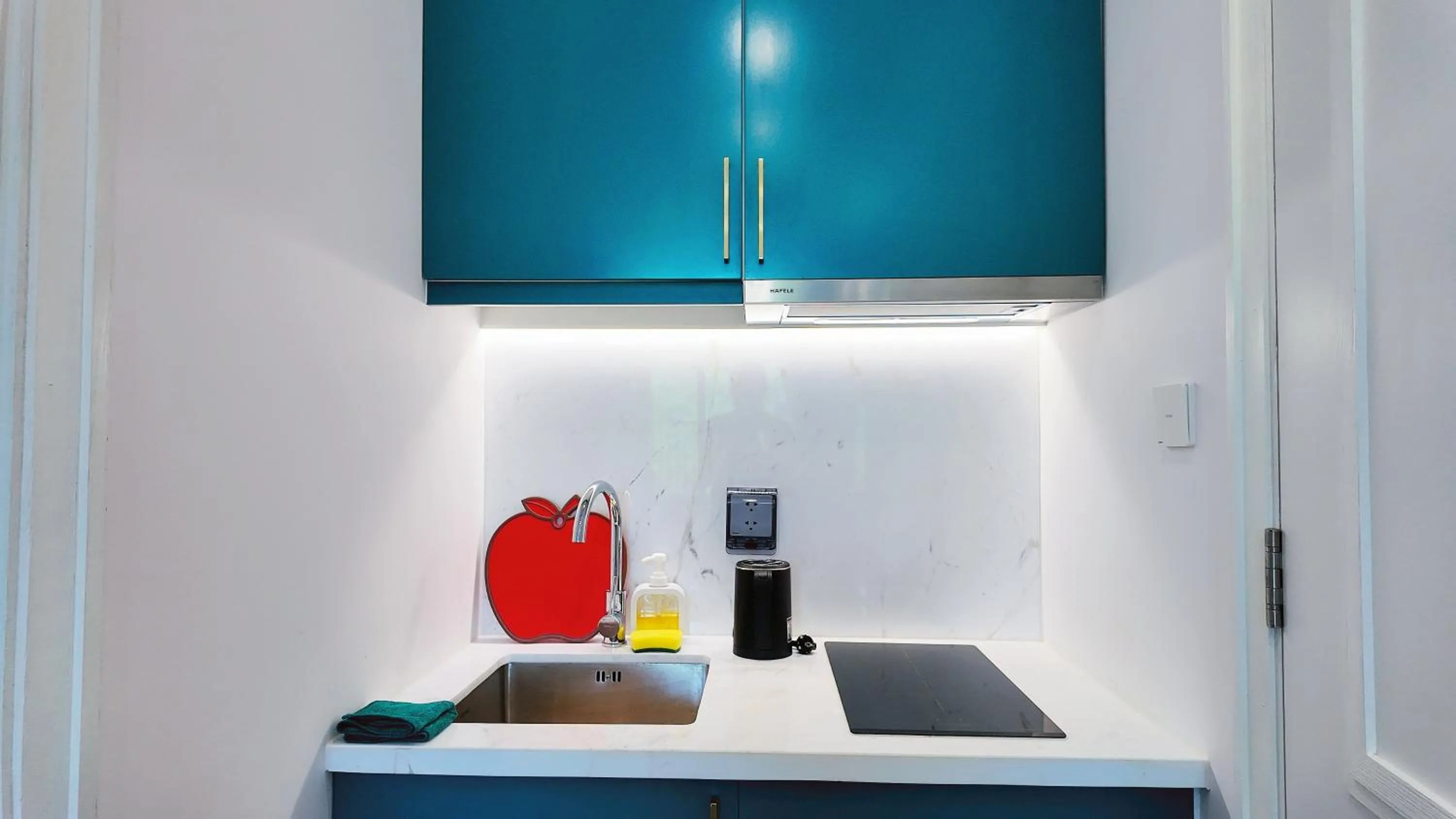 Kitchen or kitchenette in We Young Apartments by HOFs - Fireworks & Ocean view