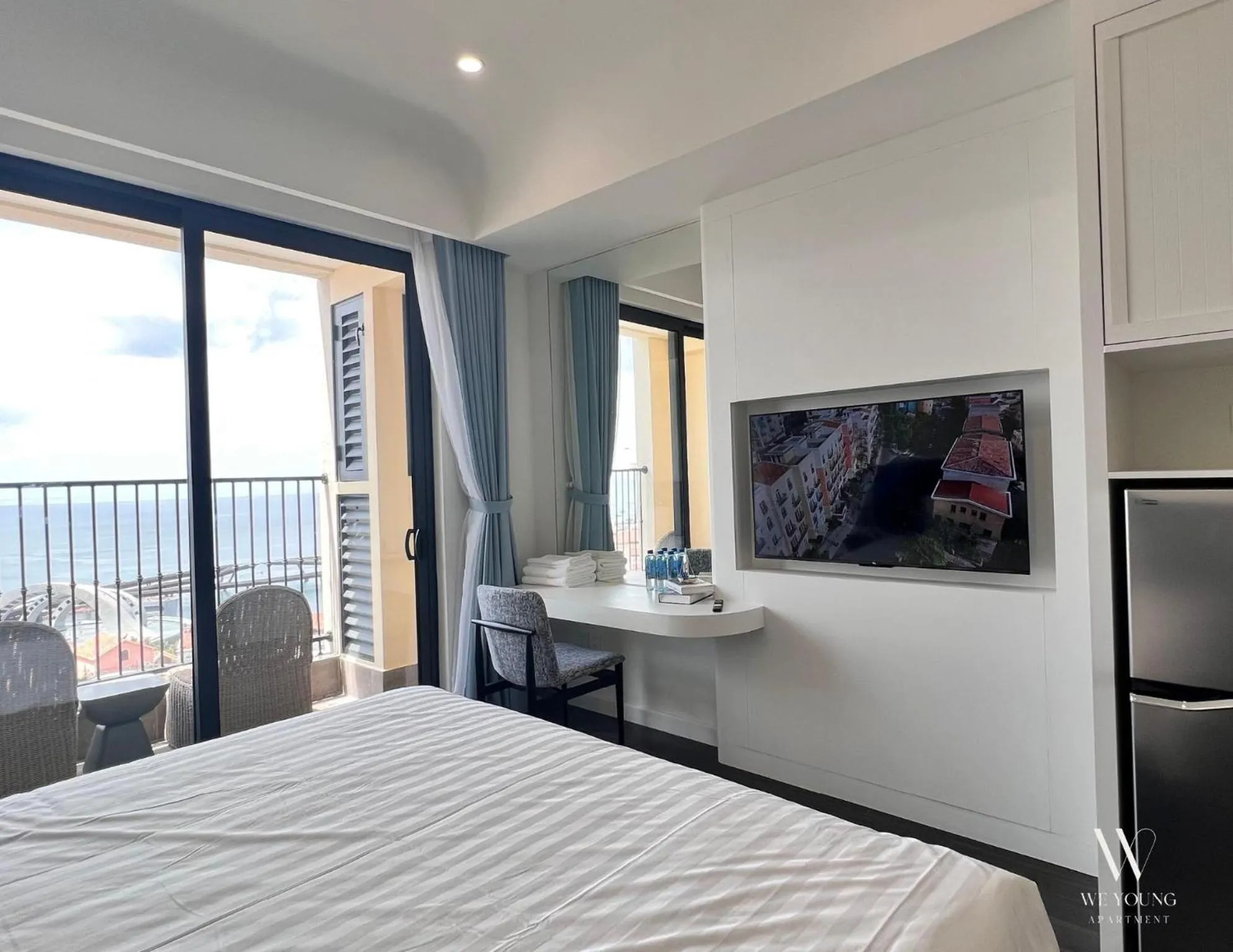 TV and multimedia, Bed in We Young Apartments by HOFs - Fireworks & Ocean view