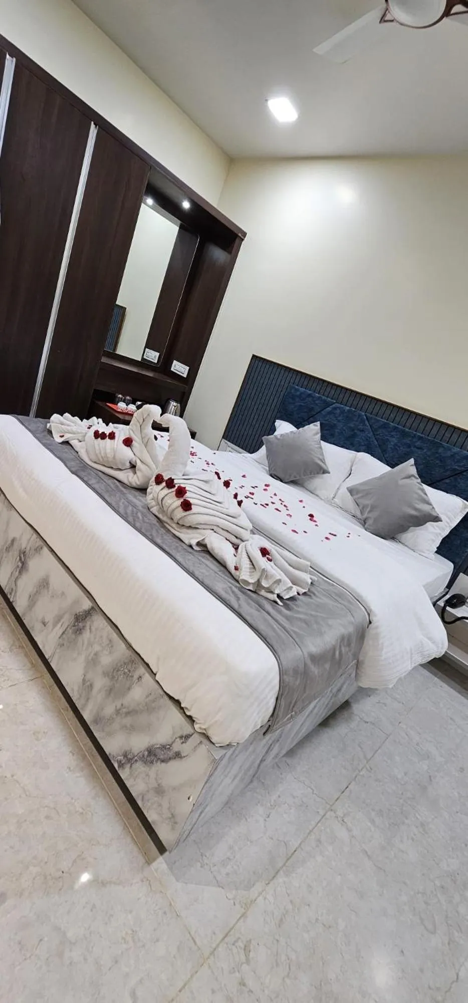 Bed in Jai Raja's Tower