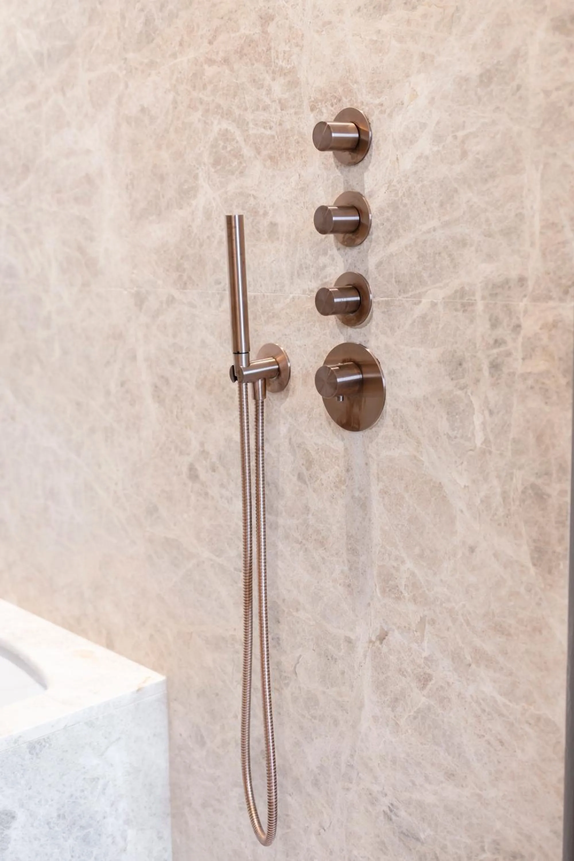 Shower in Hotel Boutique Sidonia