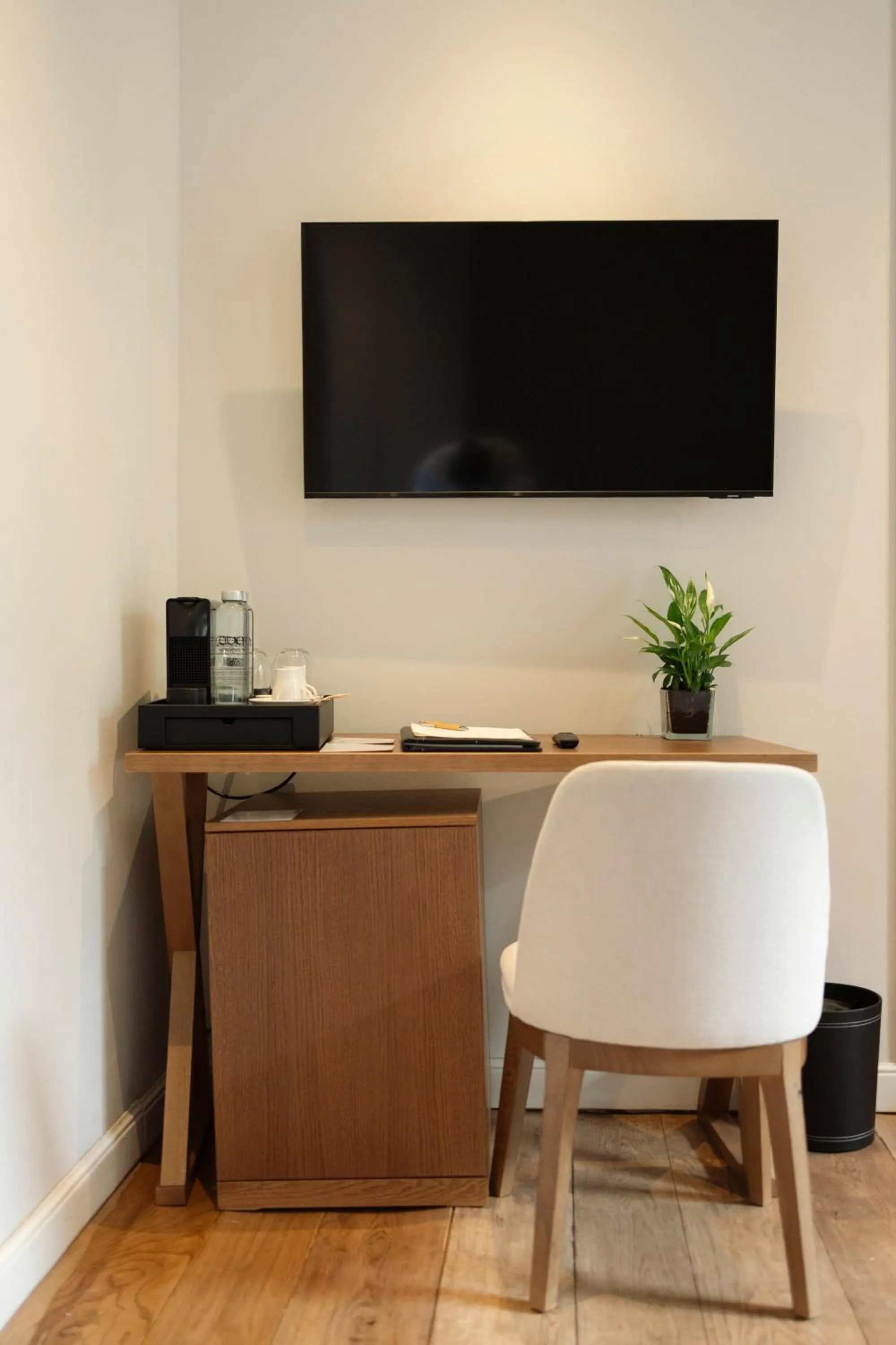 TV and multimedia in Hotel Boutique Sidonia