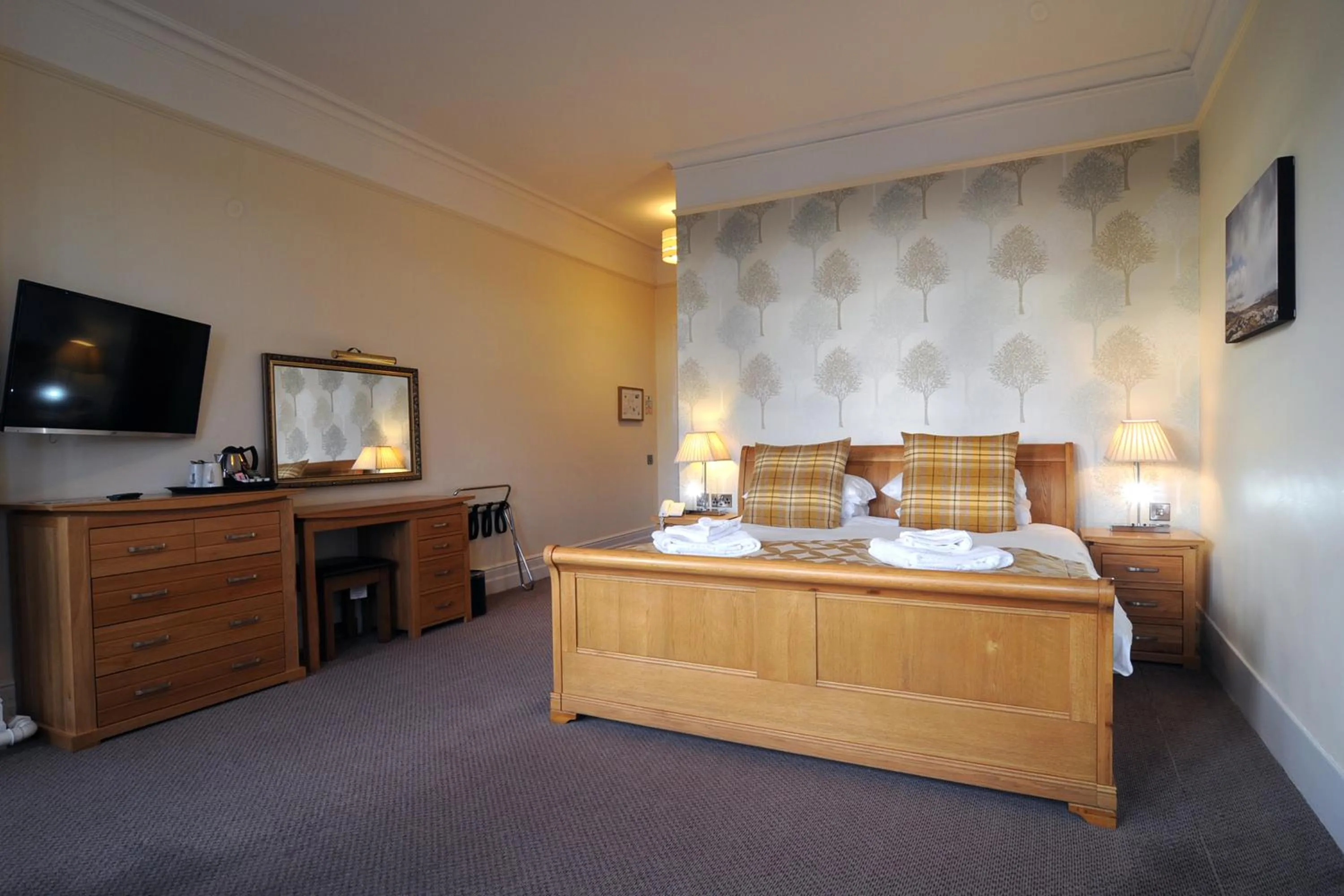 Bedroom, Bed in Friars Carse Country House Hotel