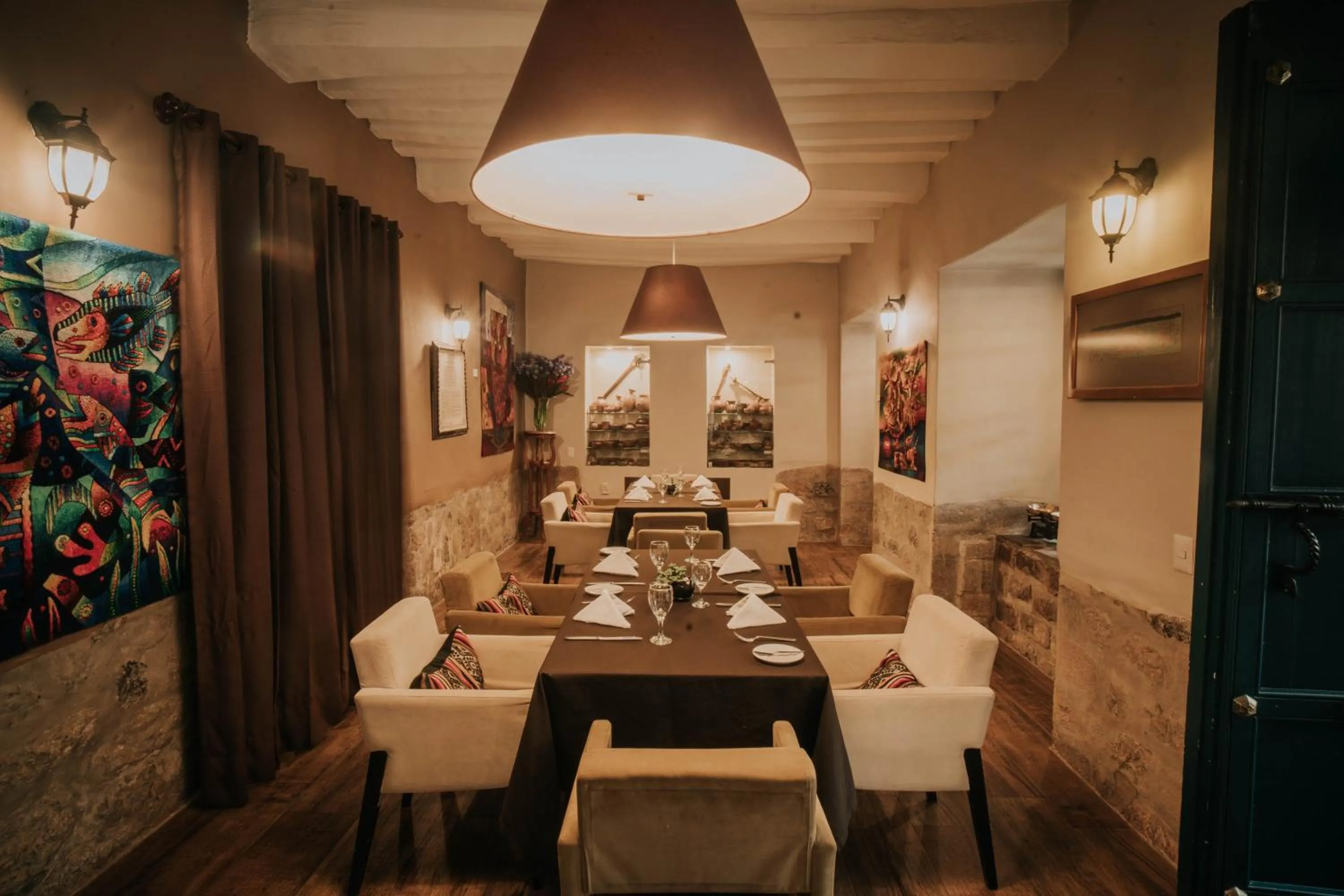 Restaurant/places to eat in Novotel Cusco