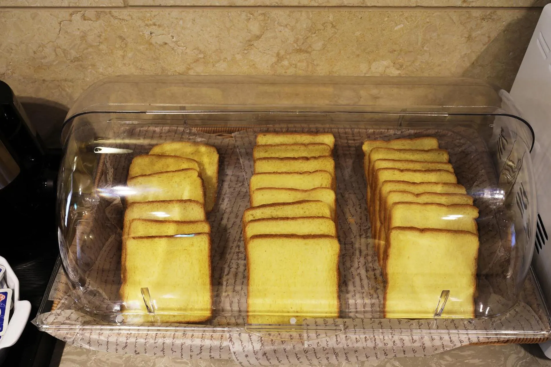 Food and drinks in Gaeul Hotel