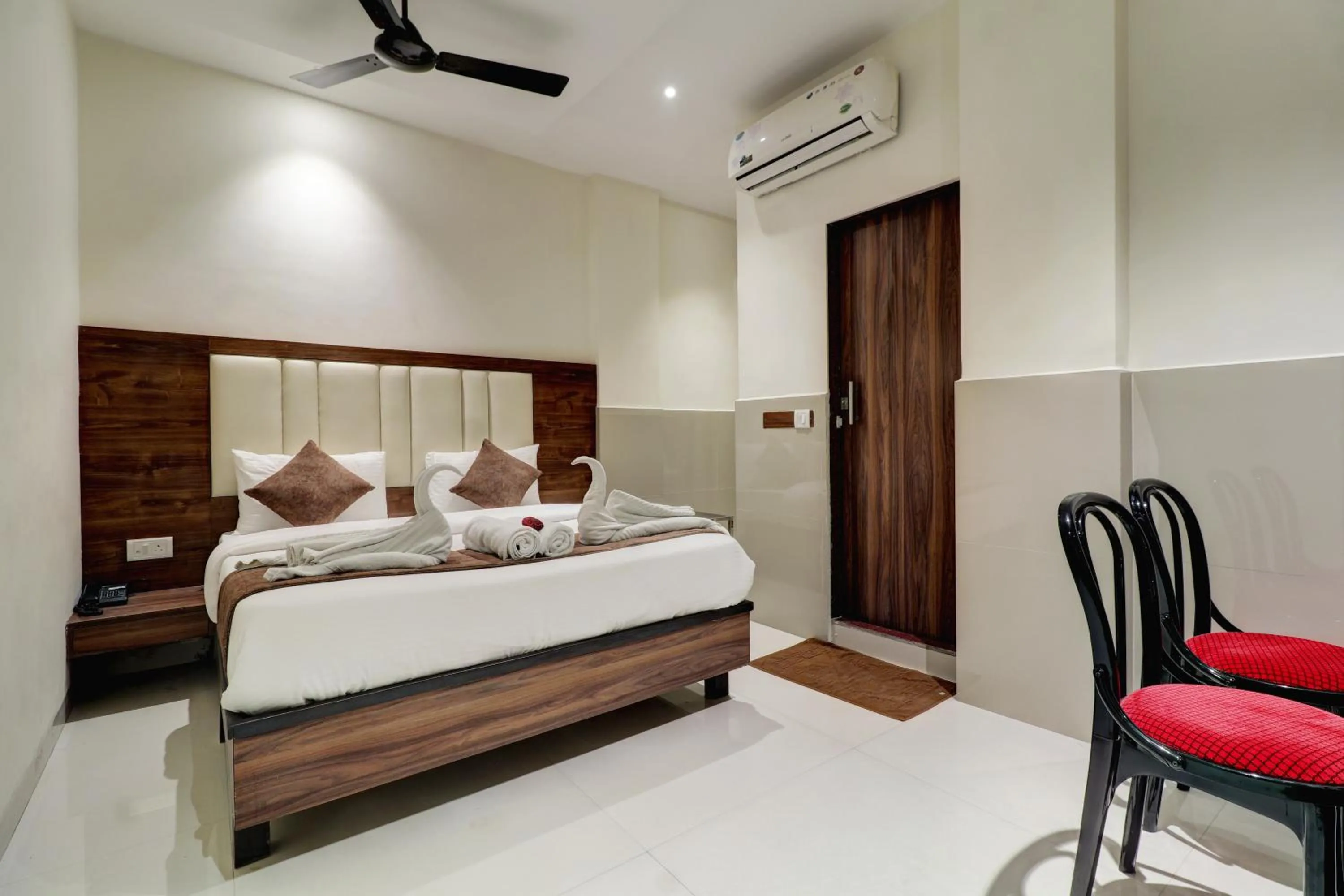 air conditioner, Bed in New Parimeet Residency