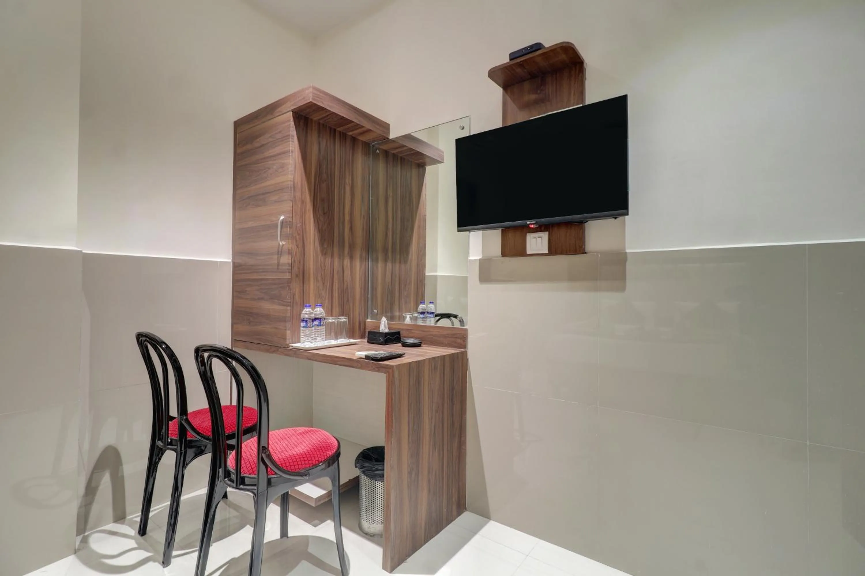 TV and multimedia in New Parimeet Residency