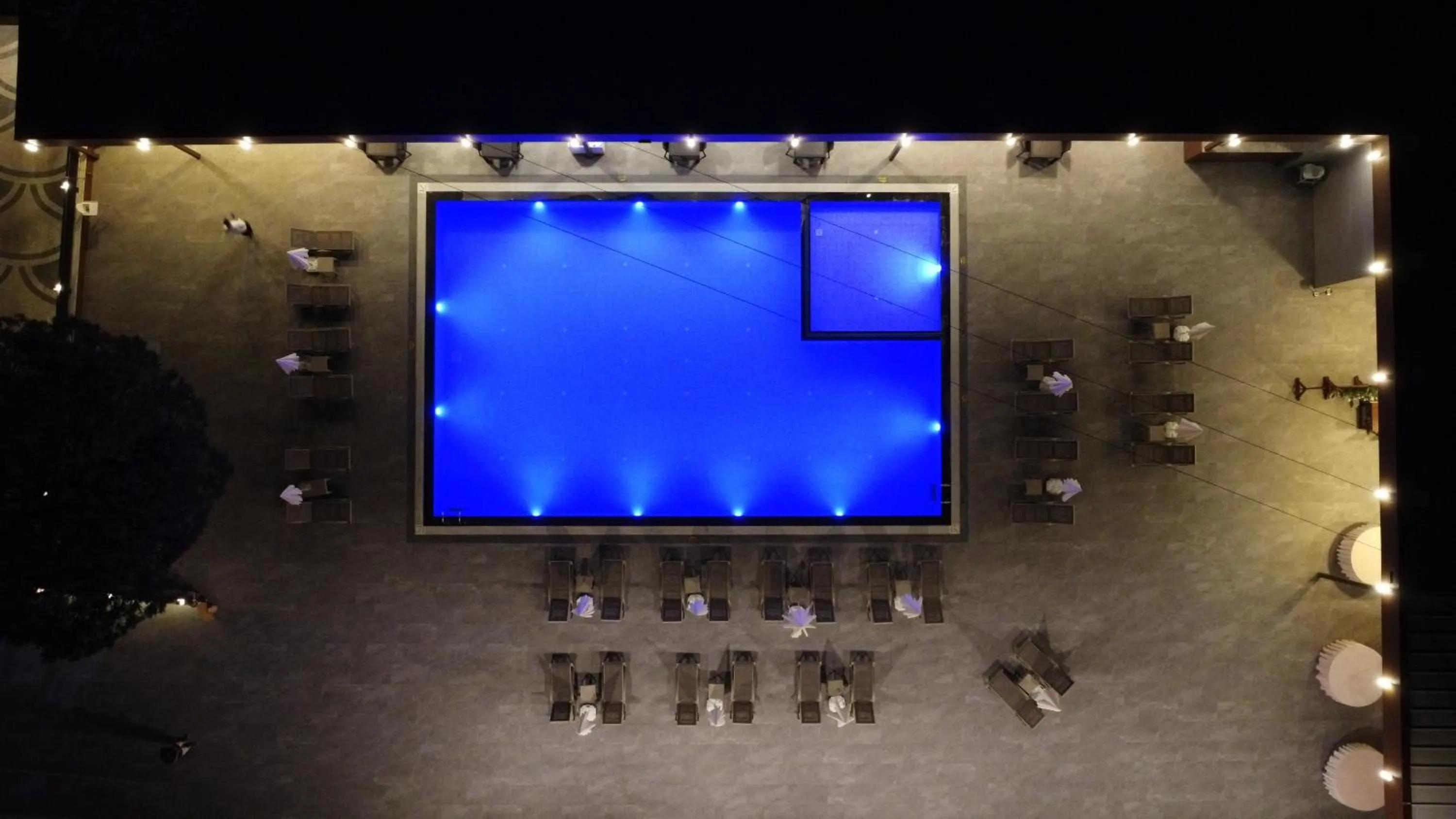 Swimming pool in Baronet Kamping