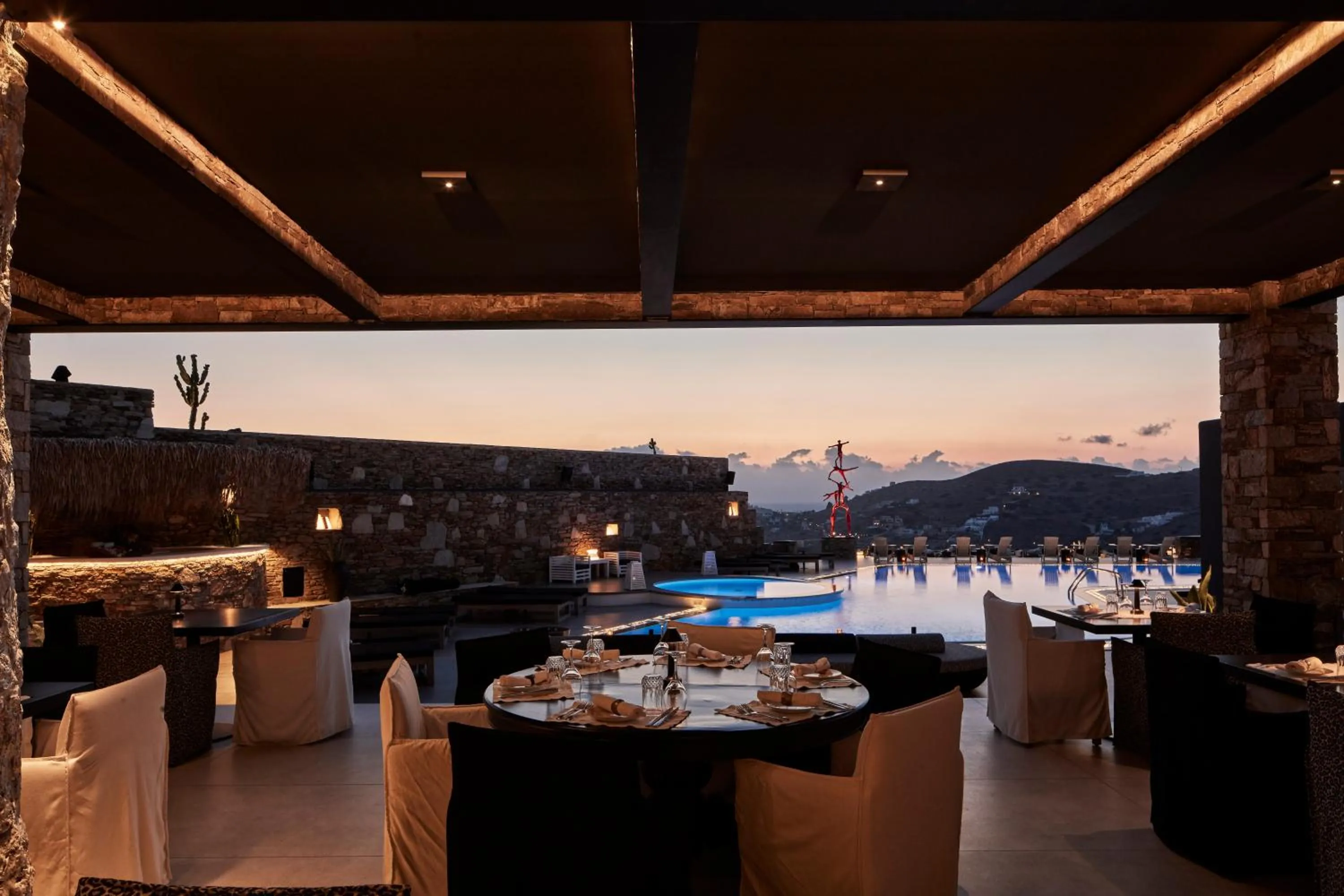 Restaurant/places to eat in Liostasi