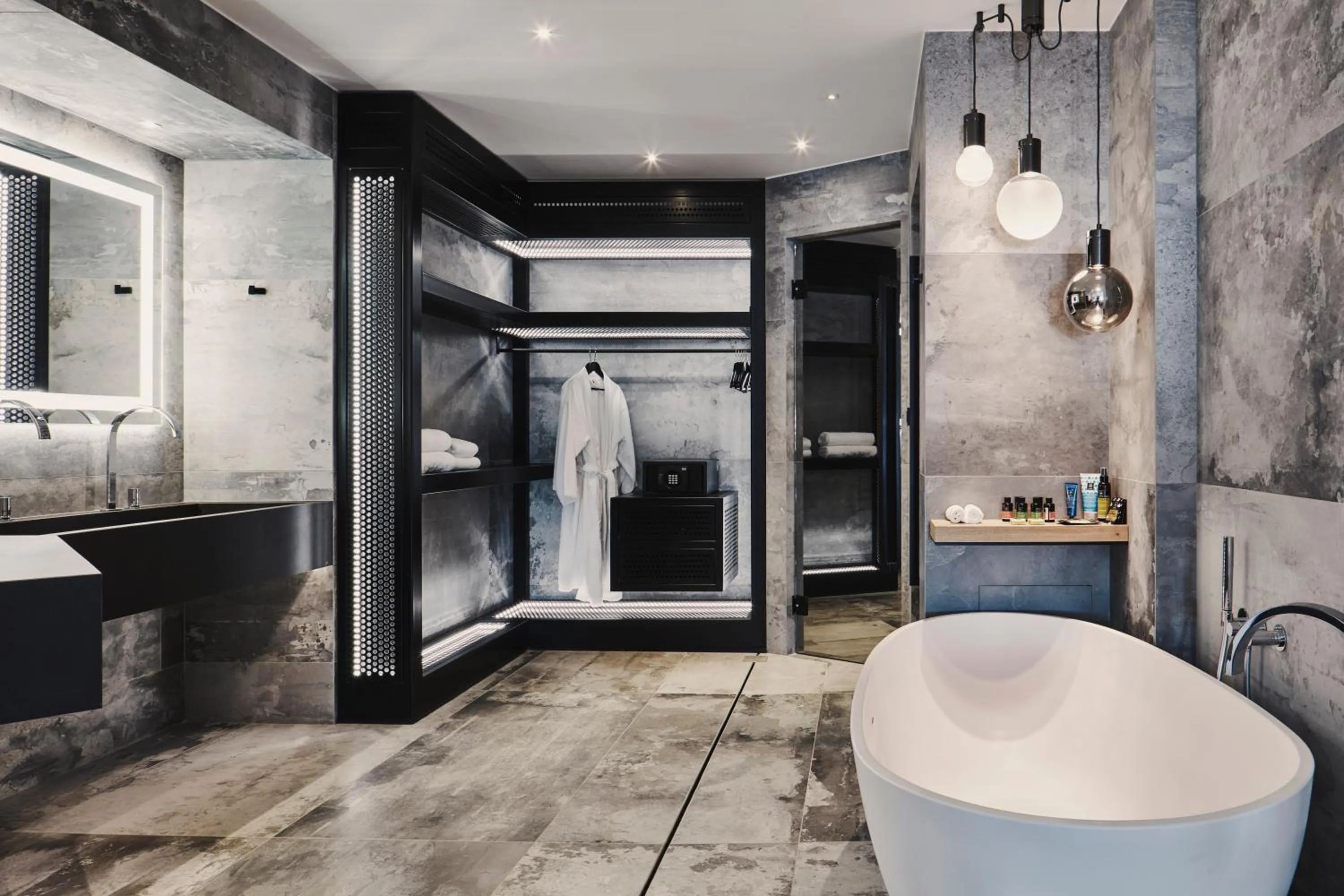 Bathroom in Liostasi