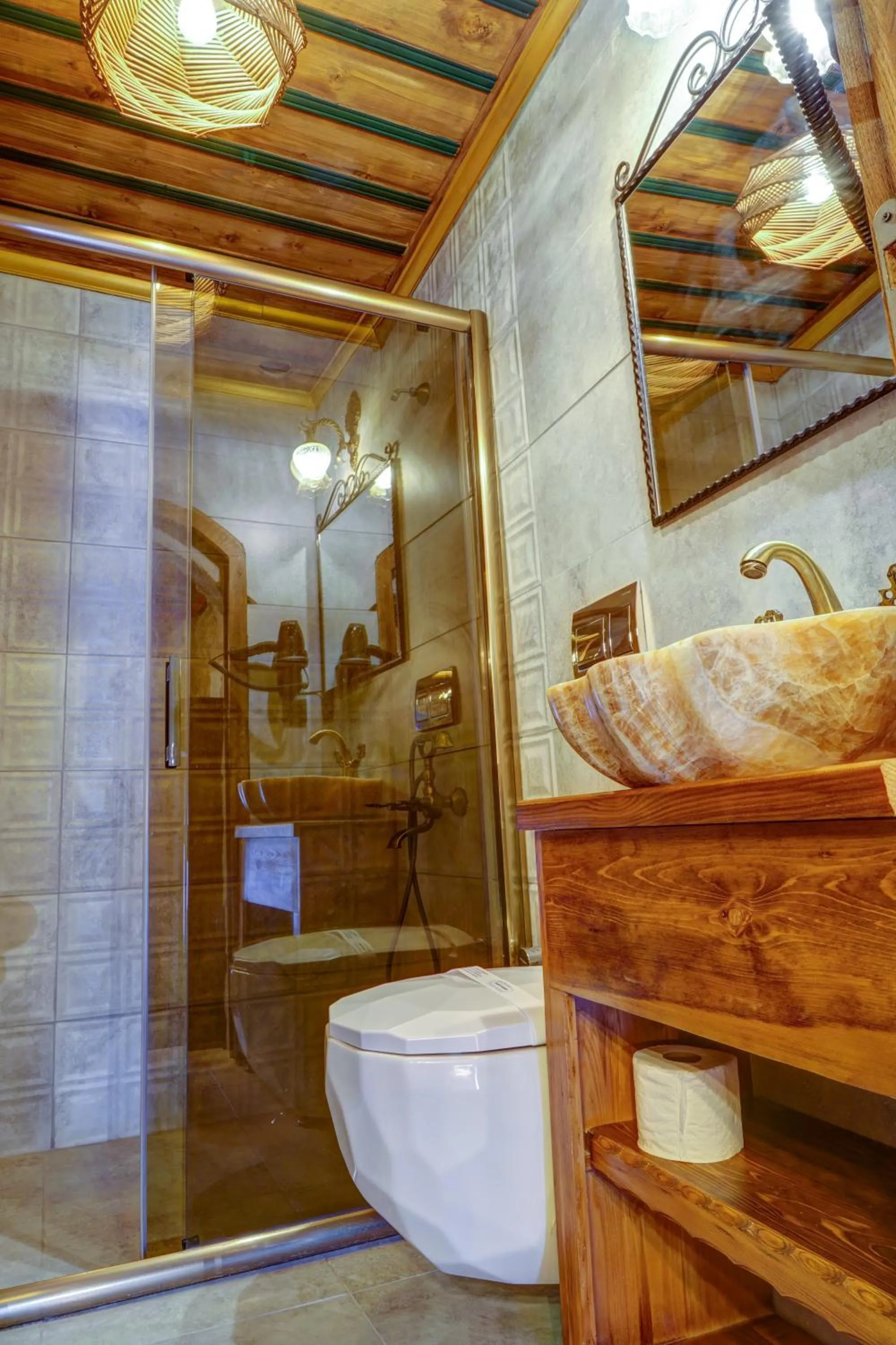 Shower in Marbay Cave Cappadocia