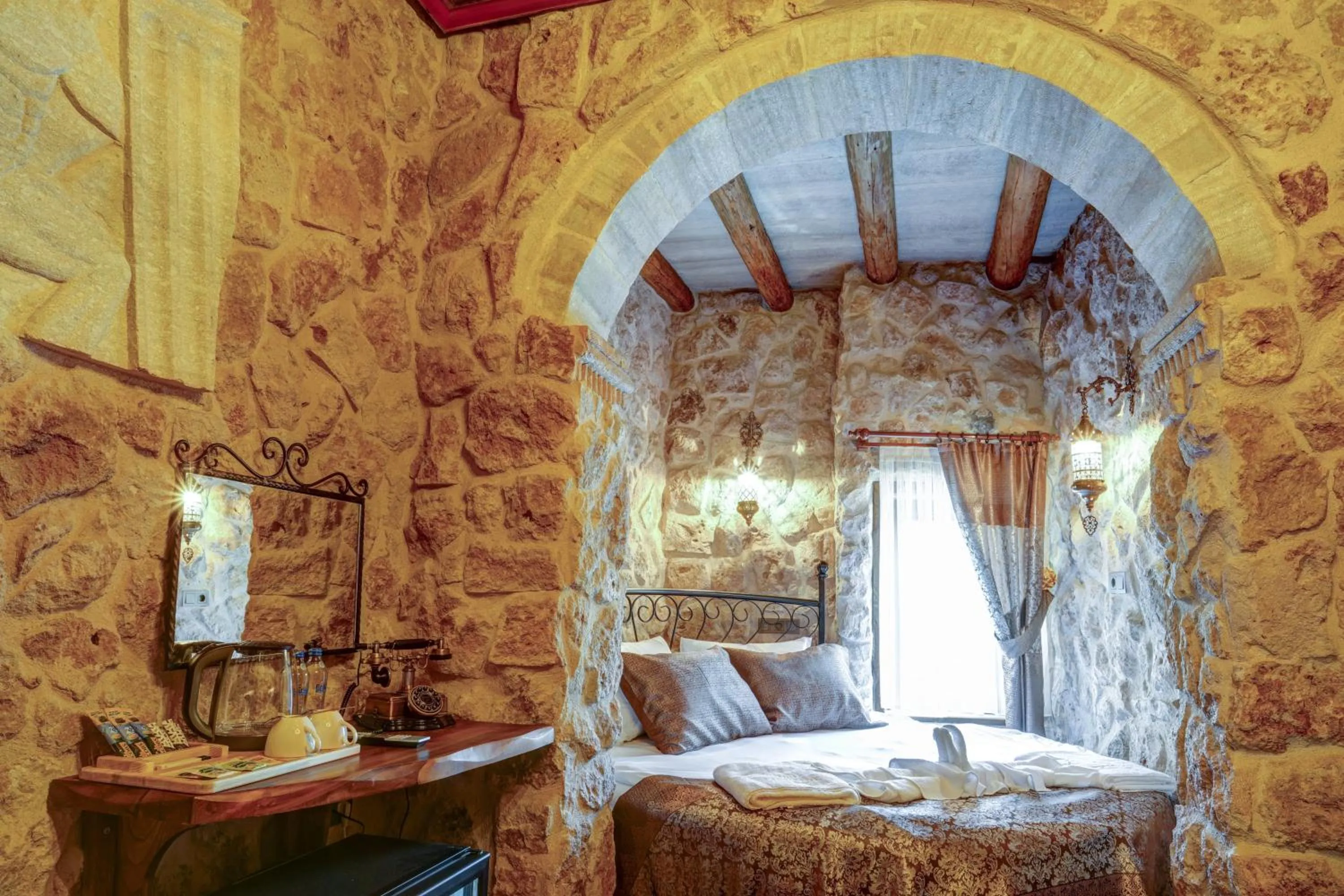 Bedroom, Bed in Marbay Cave Cappadocia