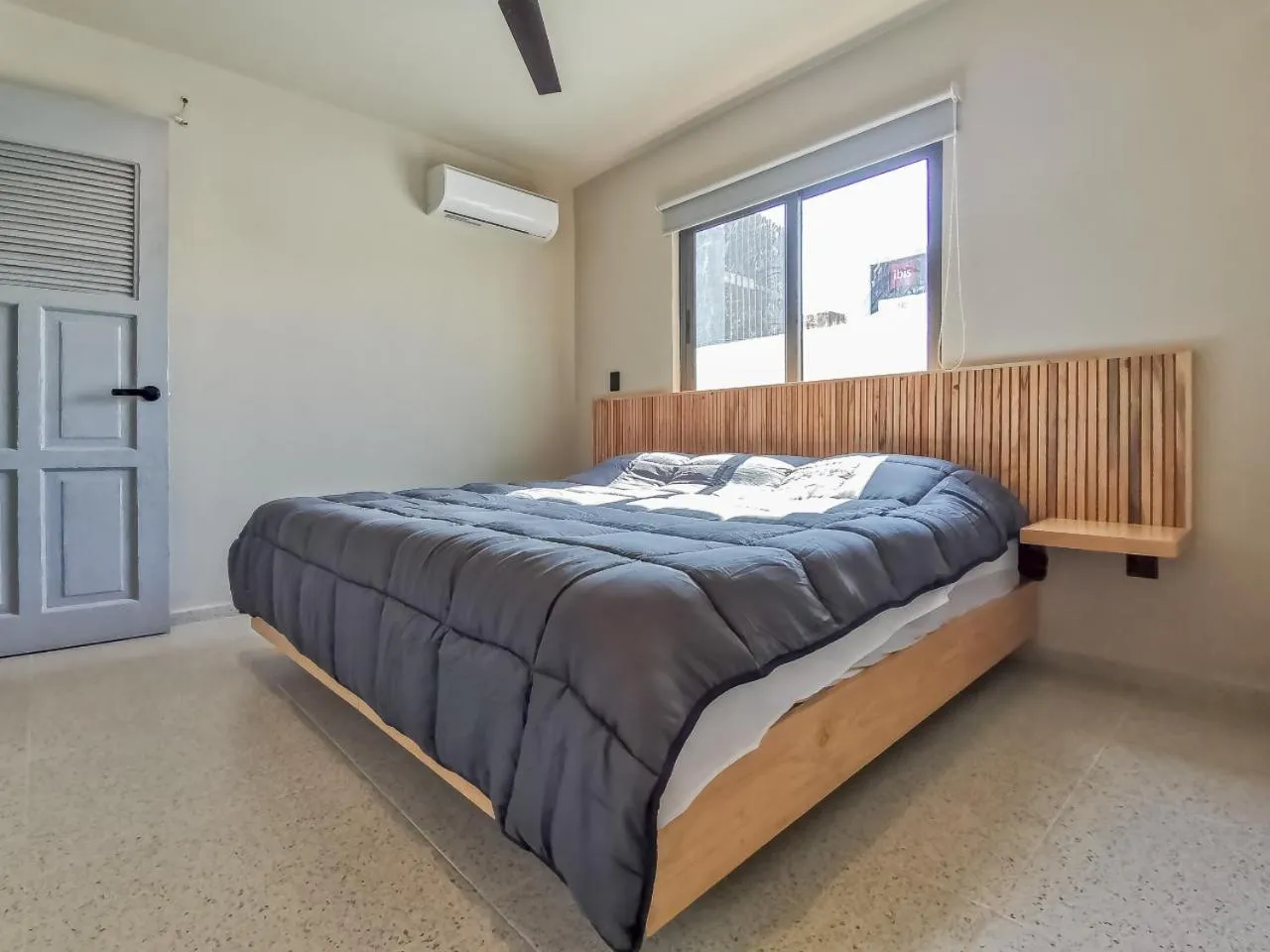 Photo of the whole room, Bed in Casa Ula