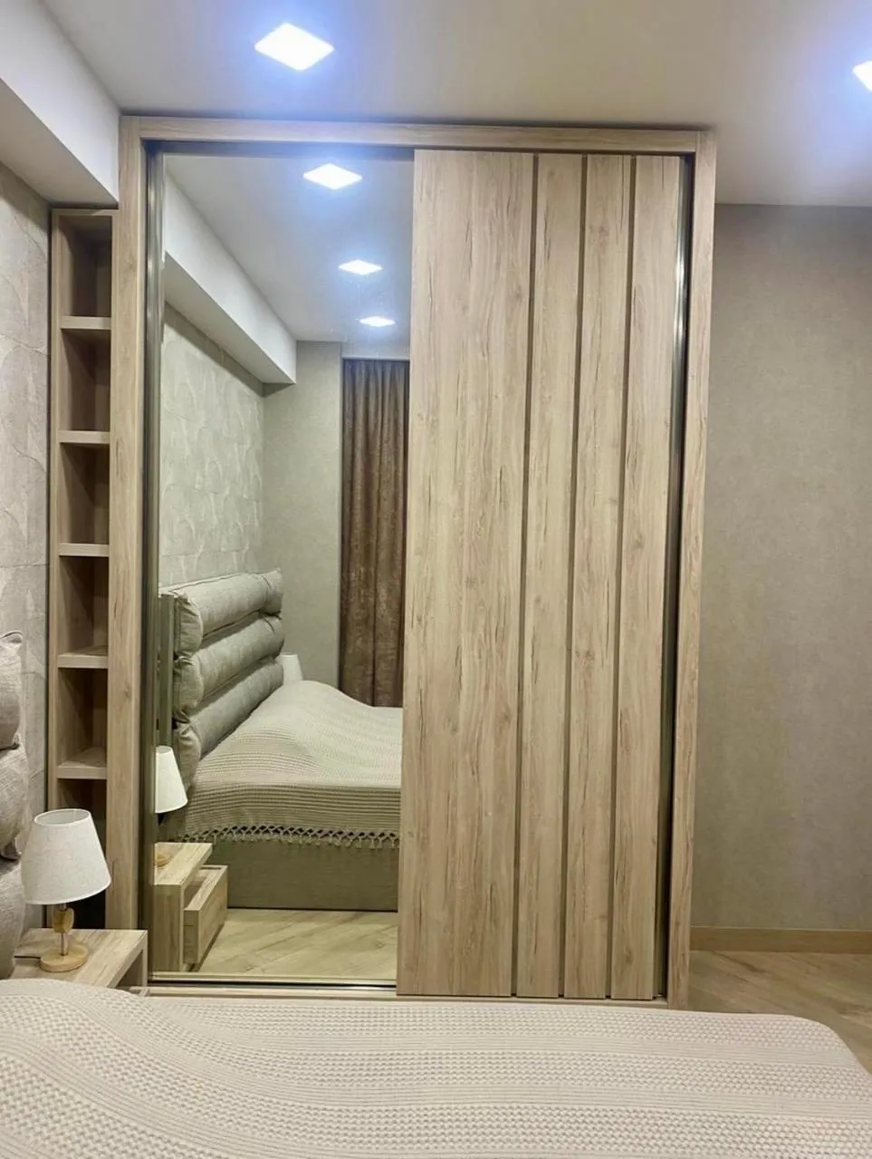 Bed in SoTa Metekhi Hotel