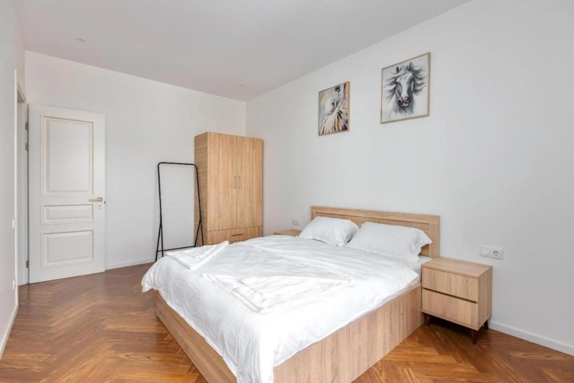 Bed in SoTa Metekhi Hotel