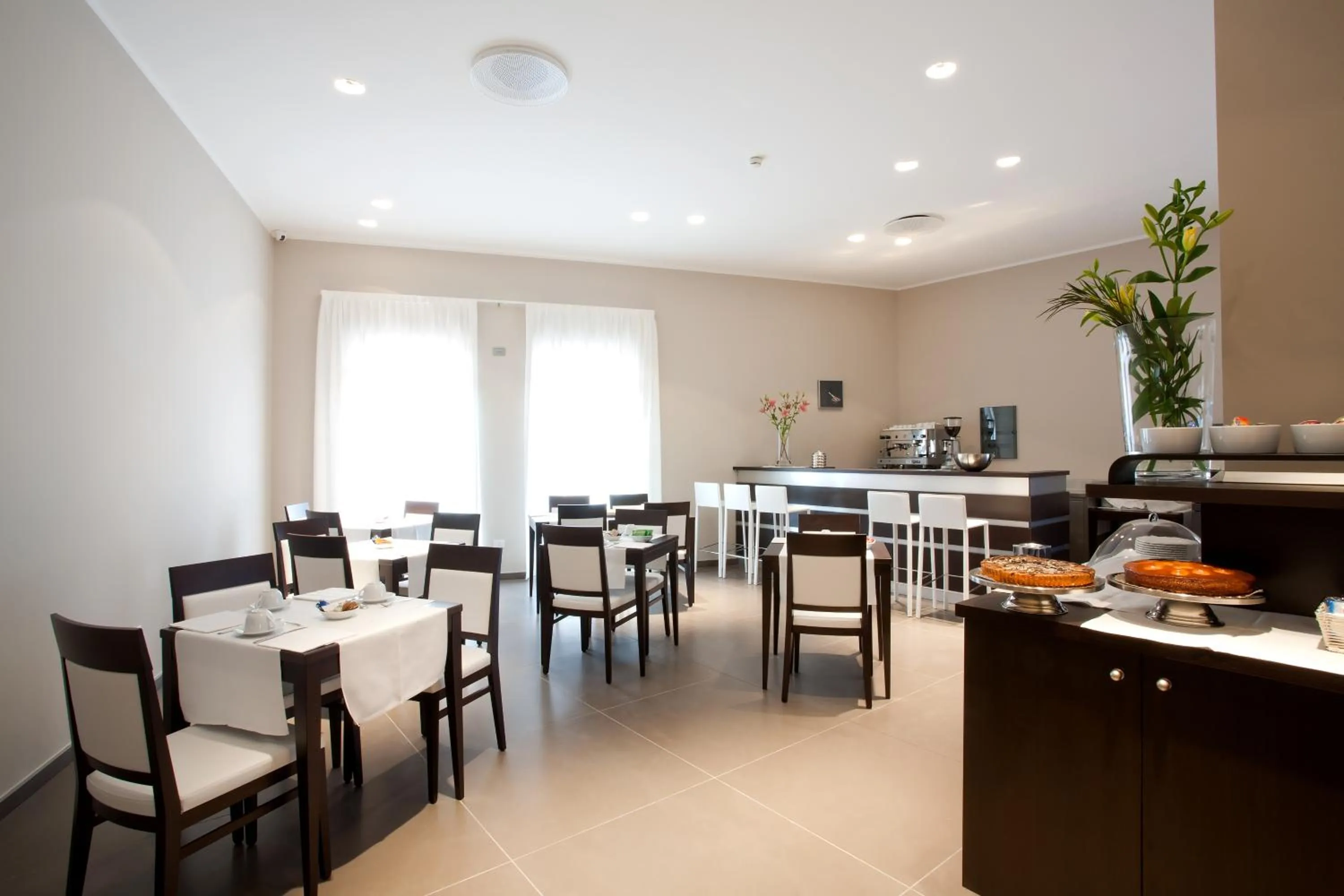 Breakfast in Mosaico Suite