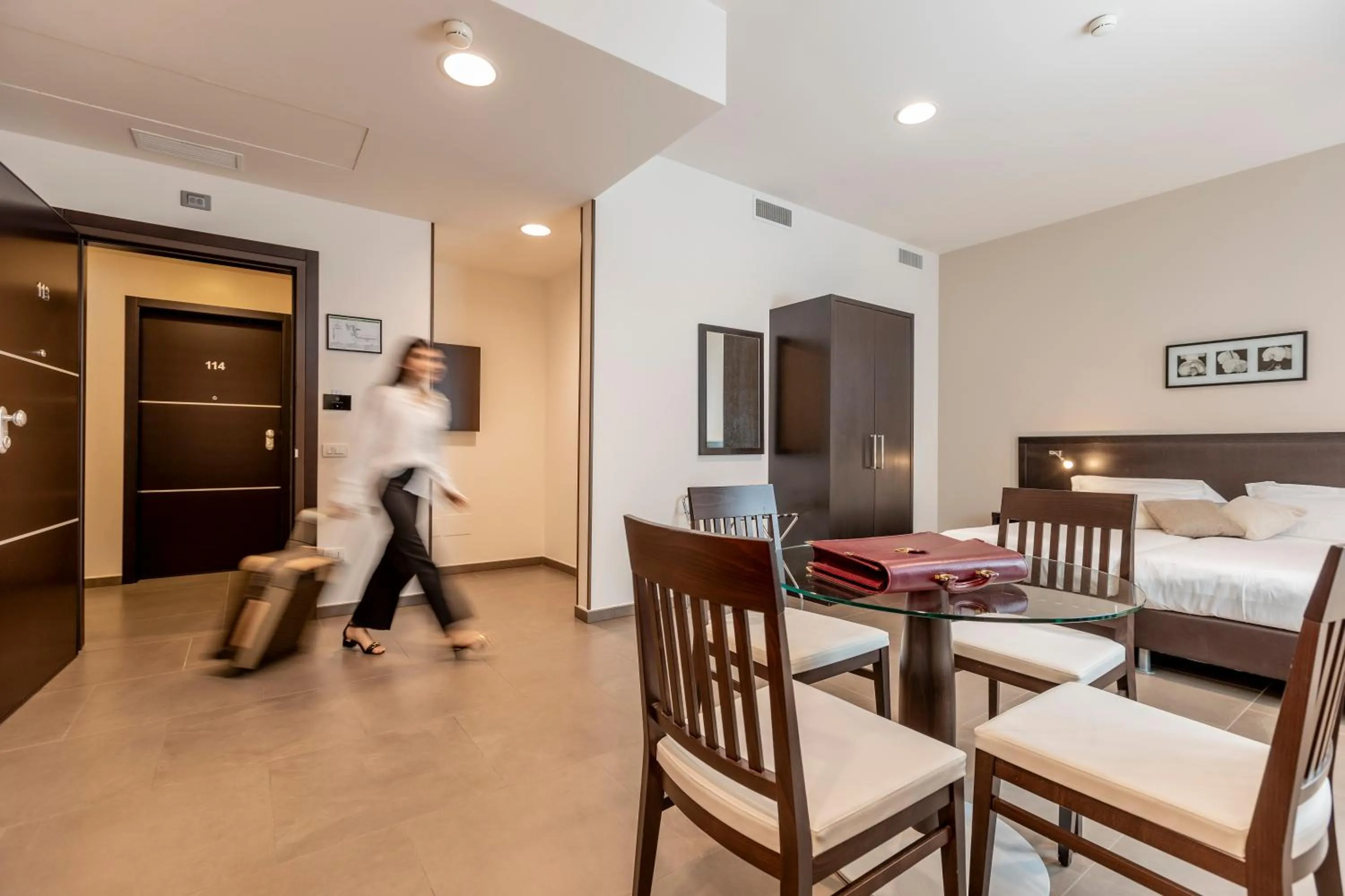 Bedroom in Mosaico Suite