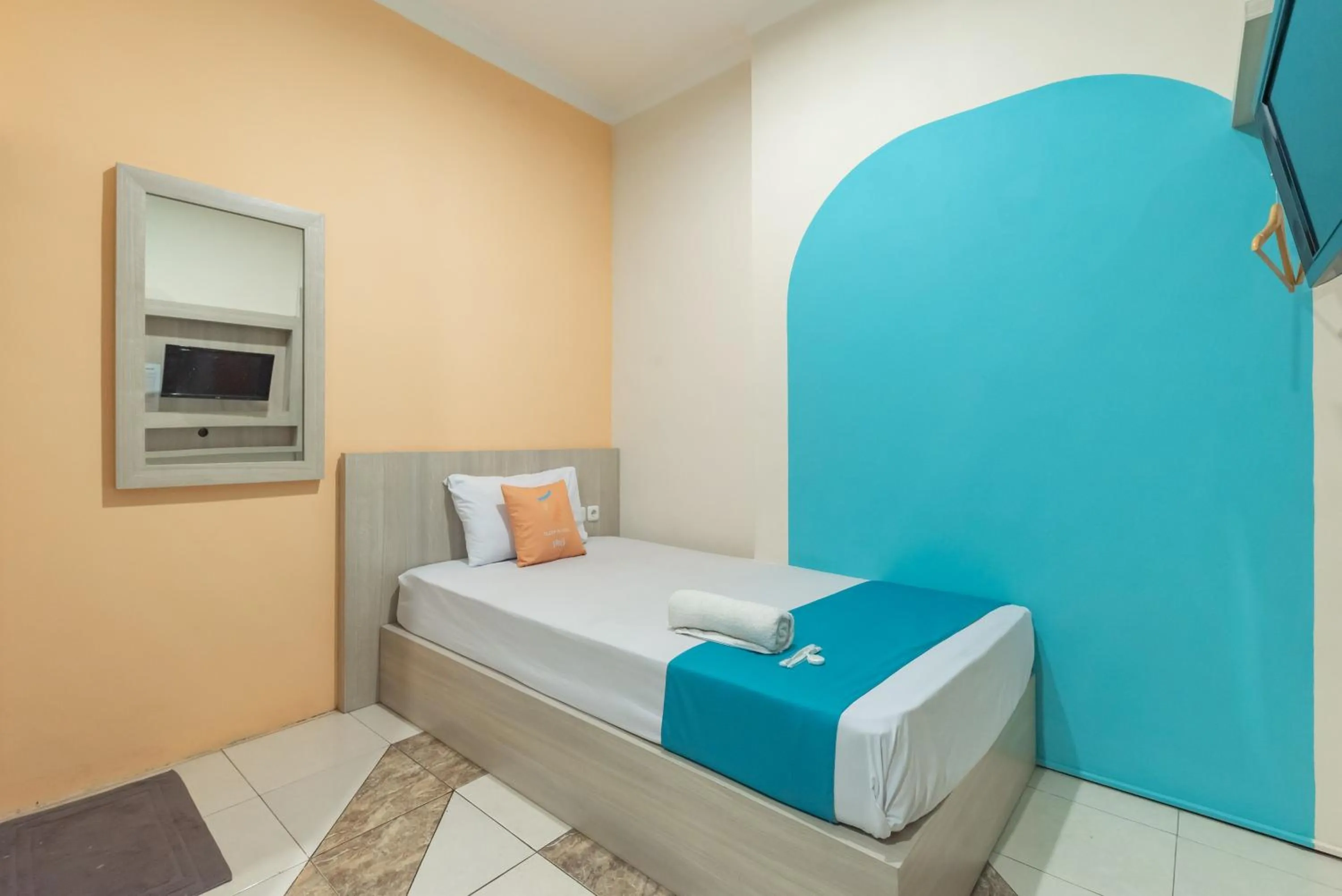 Bedroom, Bed in Sans Stay Skyland Pasteur Bandung