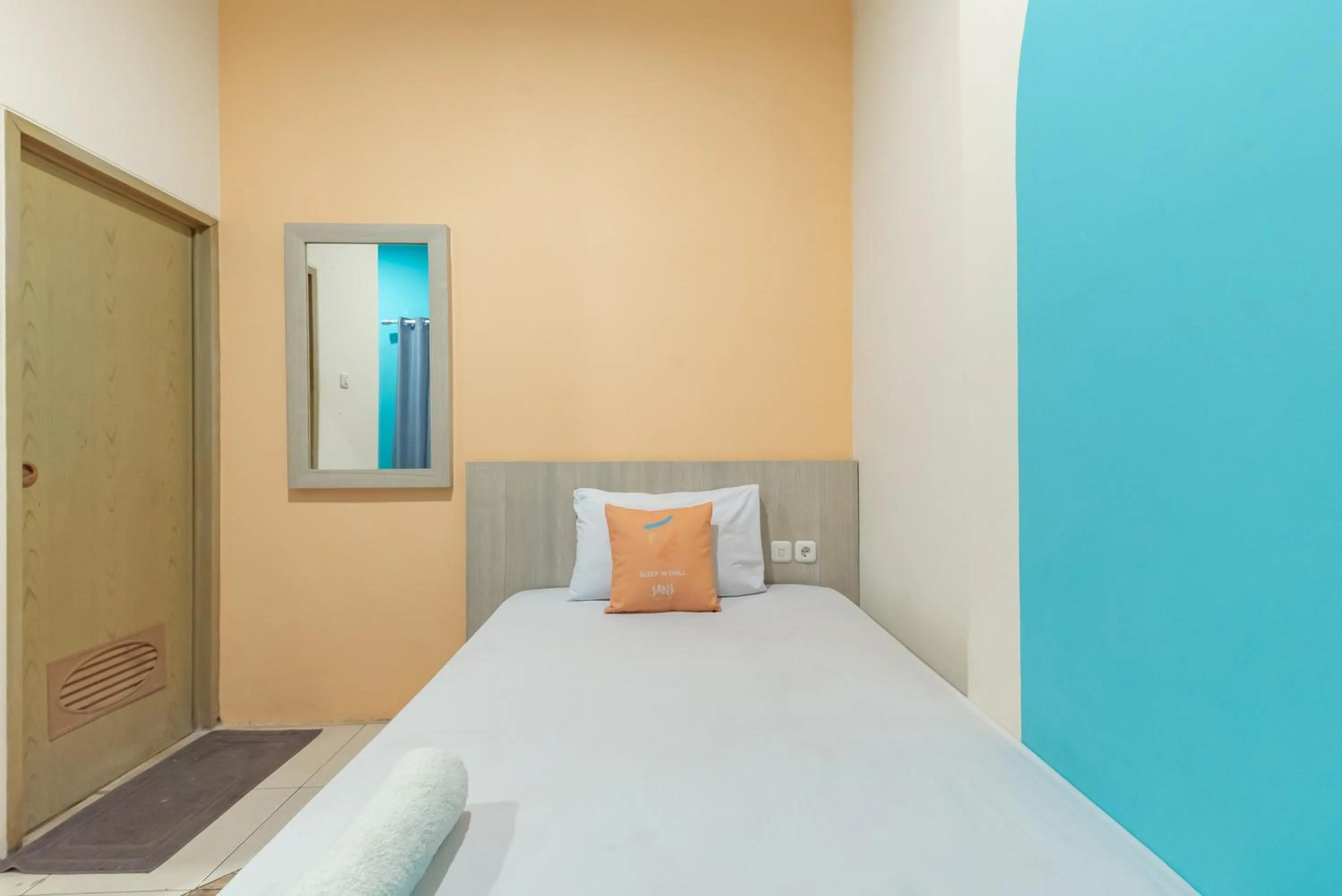 Bedroom, Bed in Sans Stay Skyland Pasteur Bandung