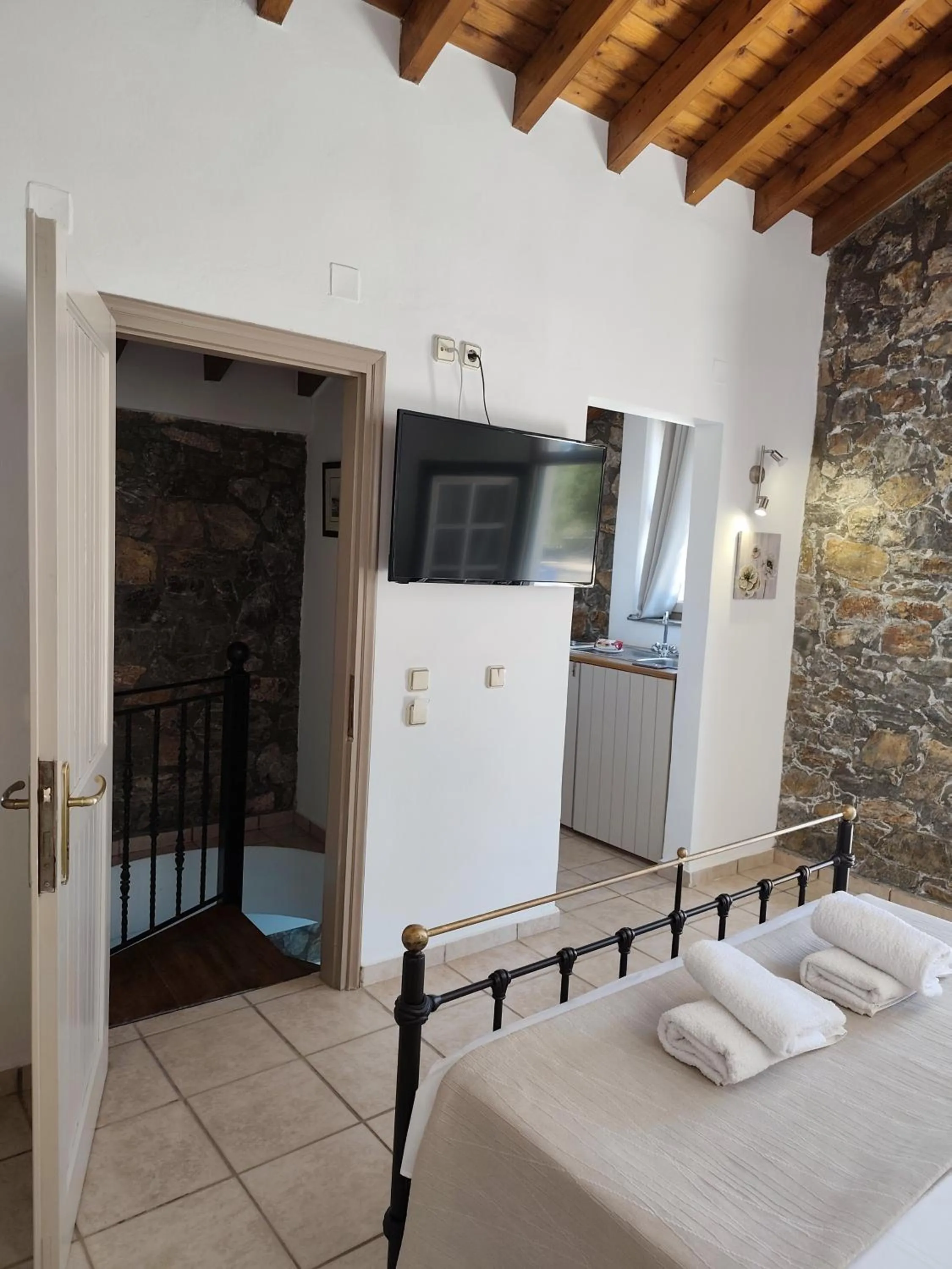 Facade/entrance, Bed in Elia Village by Irida Iris Group