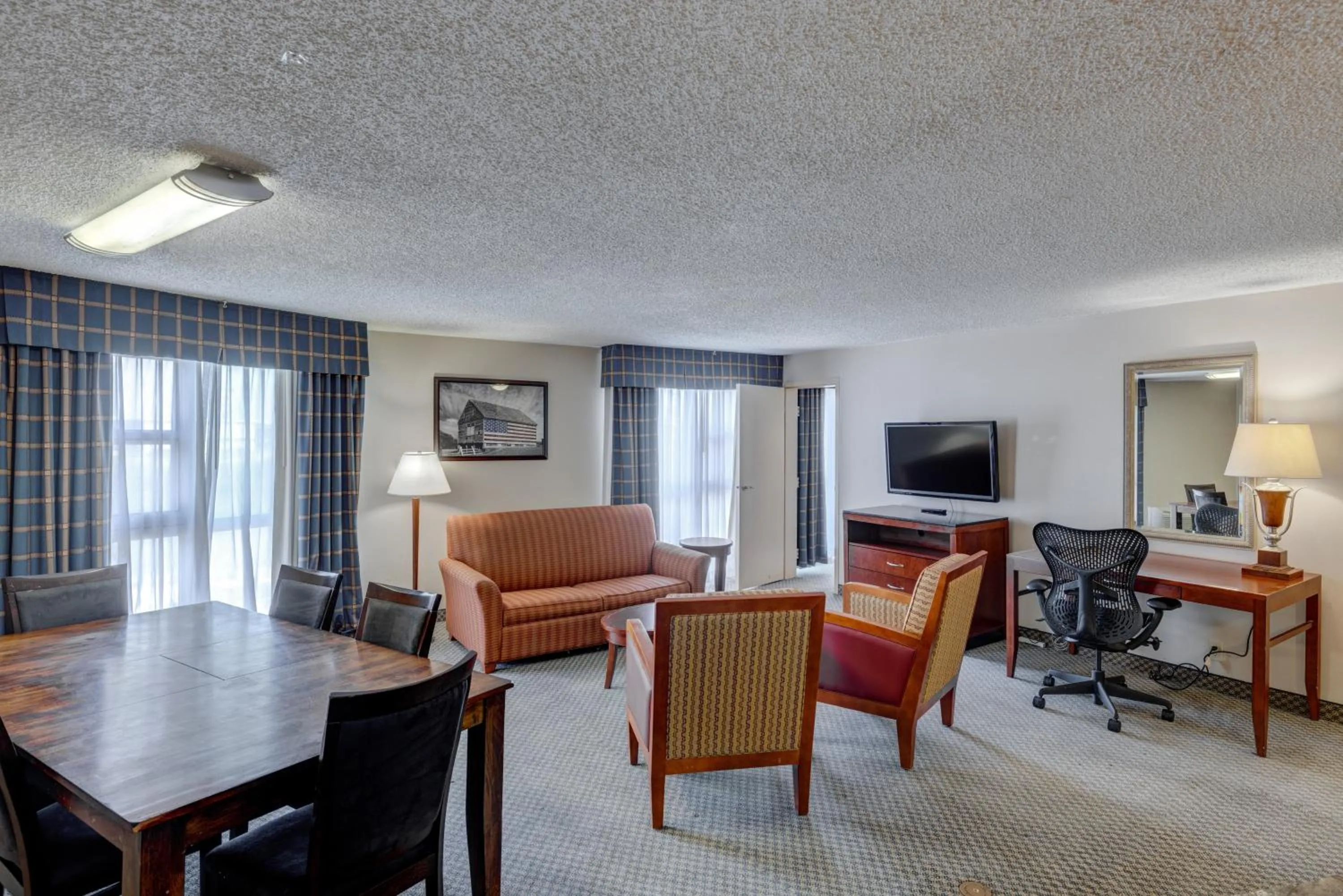 Seating area in Riverside Hotel