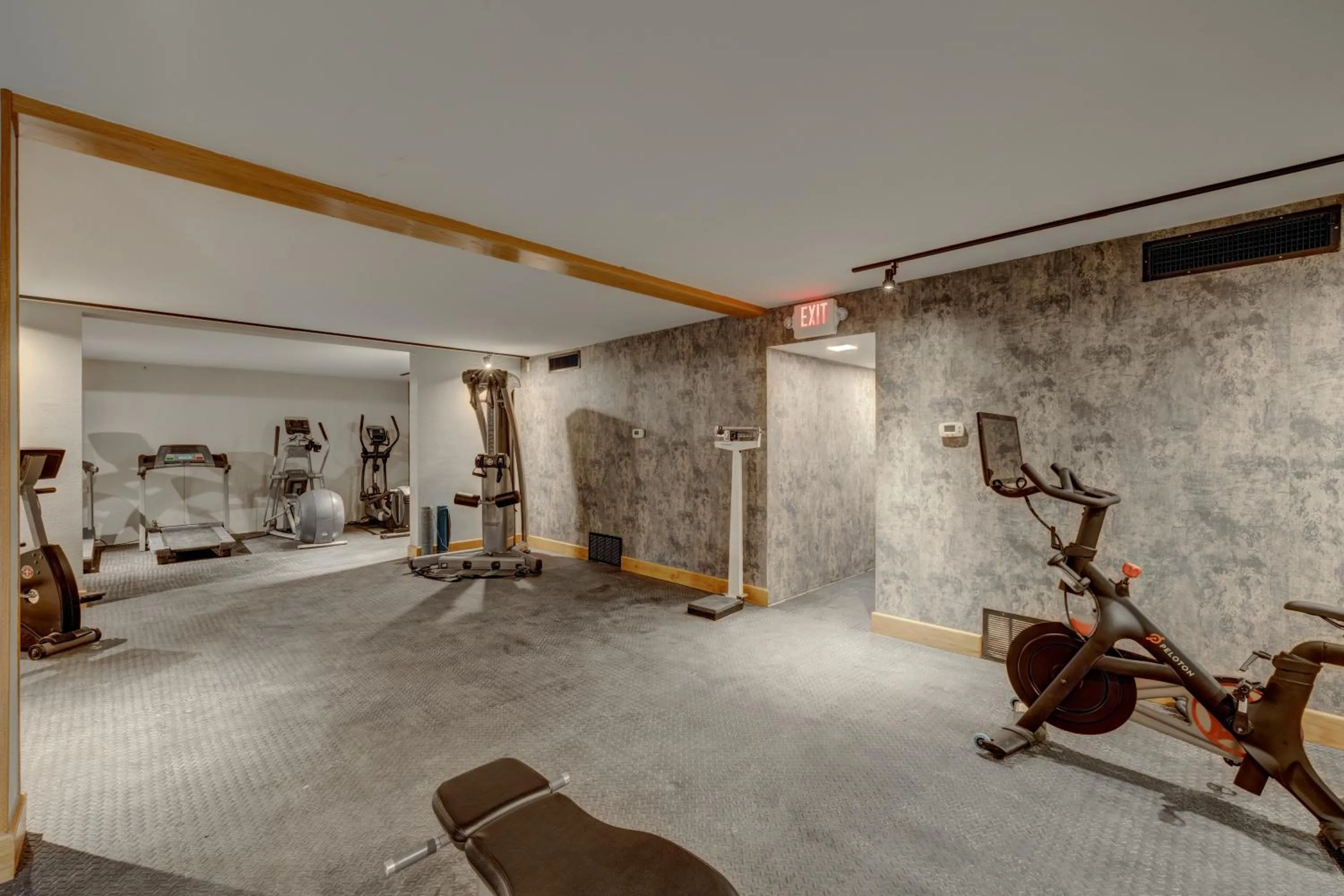 Fitness centre/facilities in Riverside Hotel