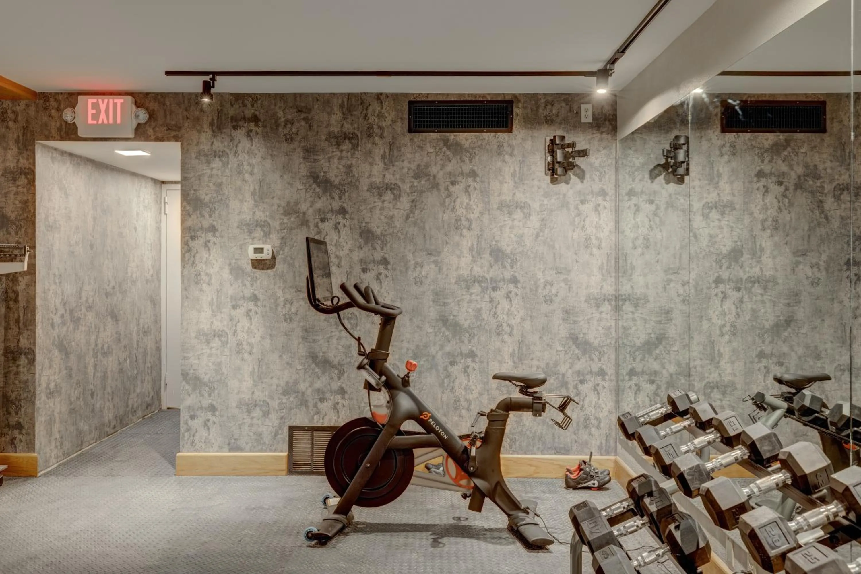 Fitness centre/facilities in Riverside Hotel