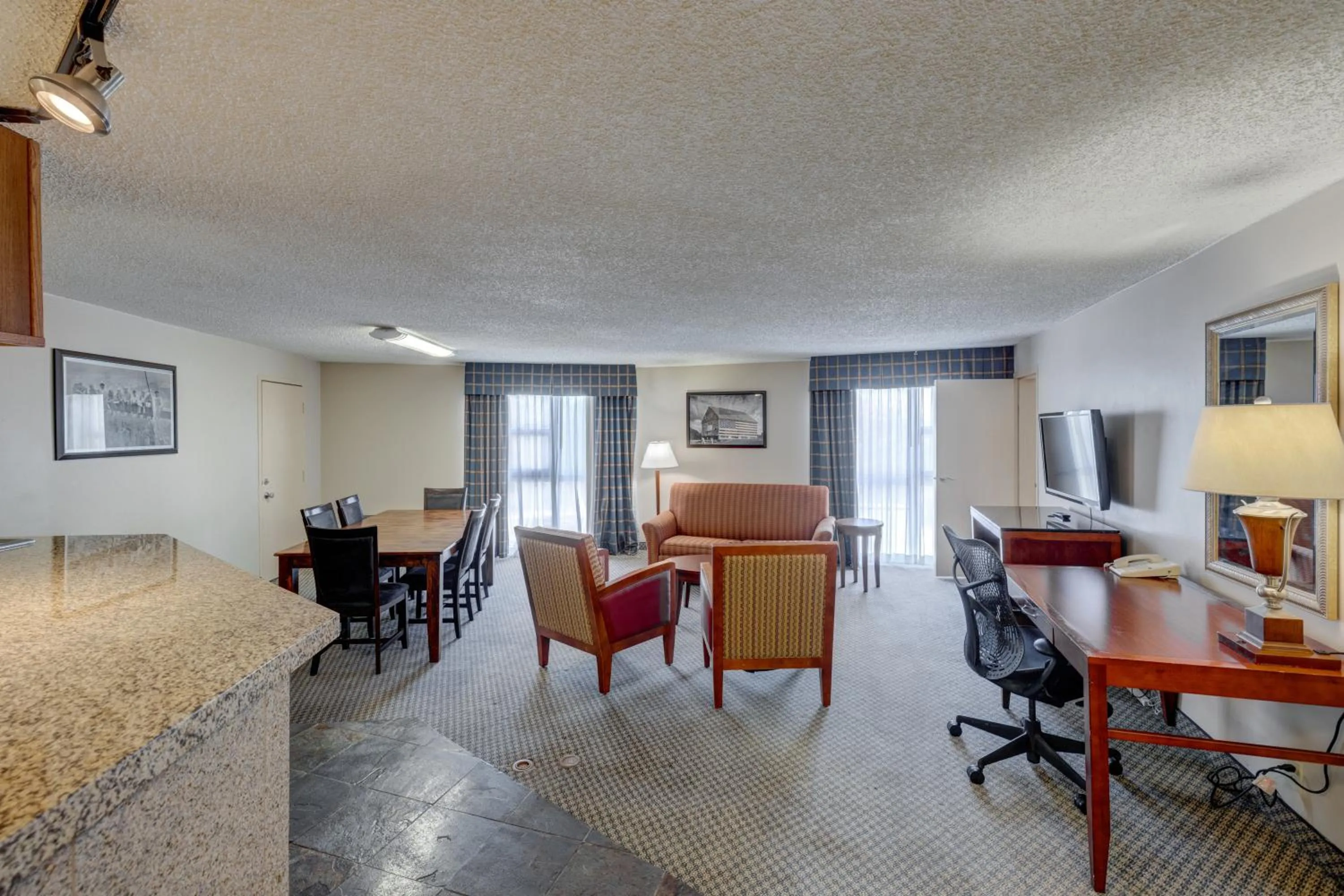 Seating area in Riverside Hotel