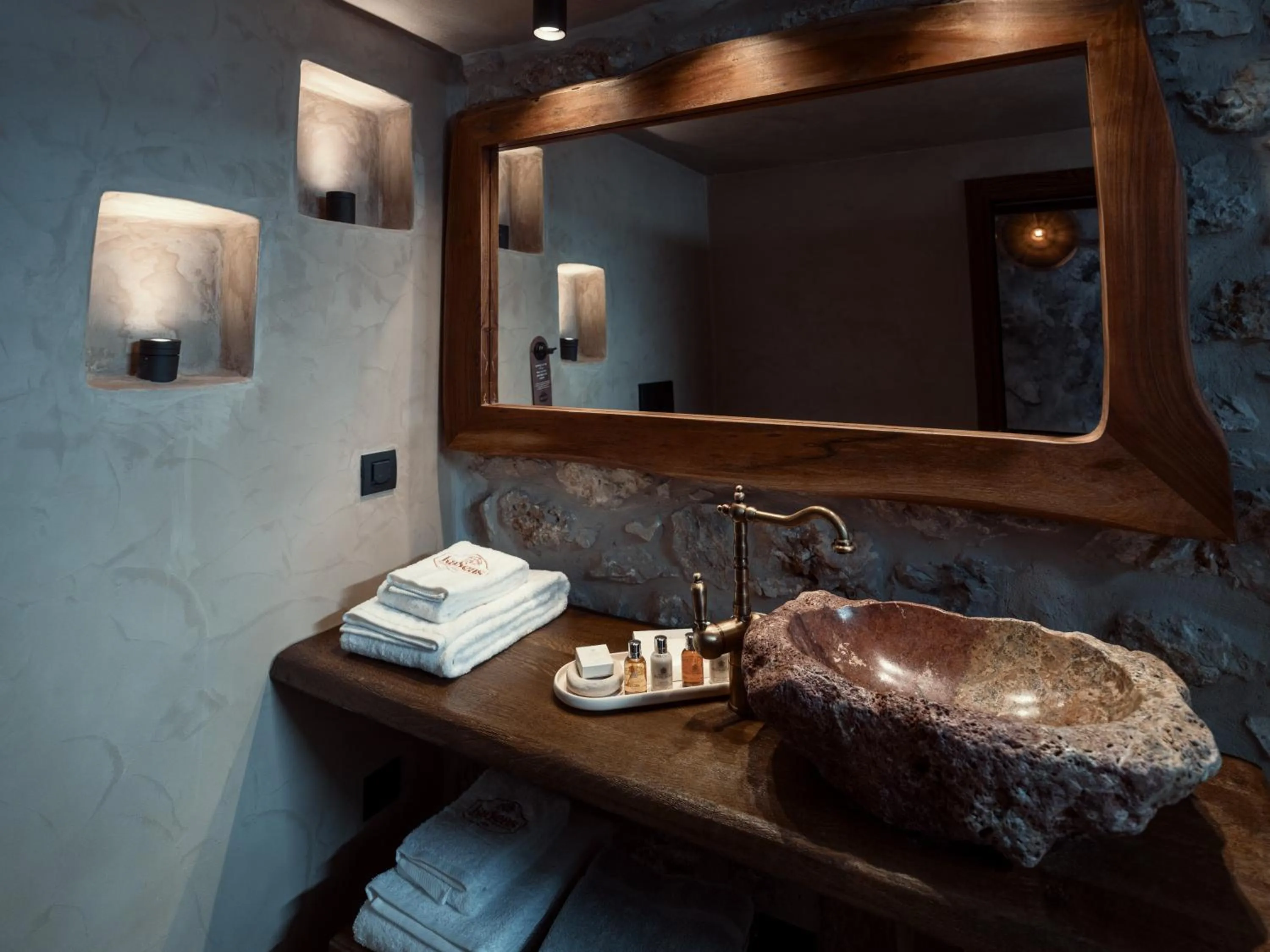 Bathroom in KaSeas Boutique Hotel