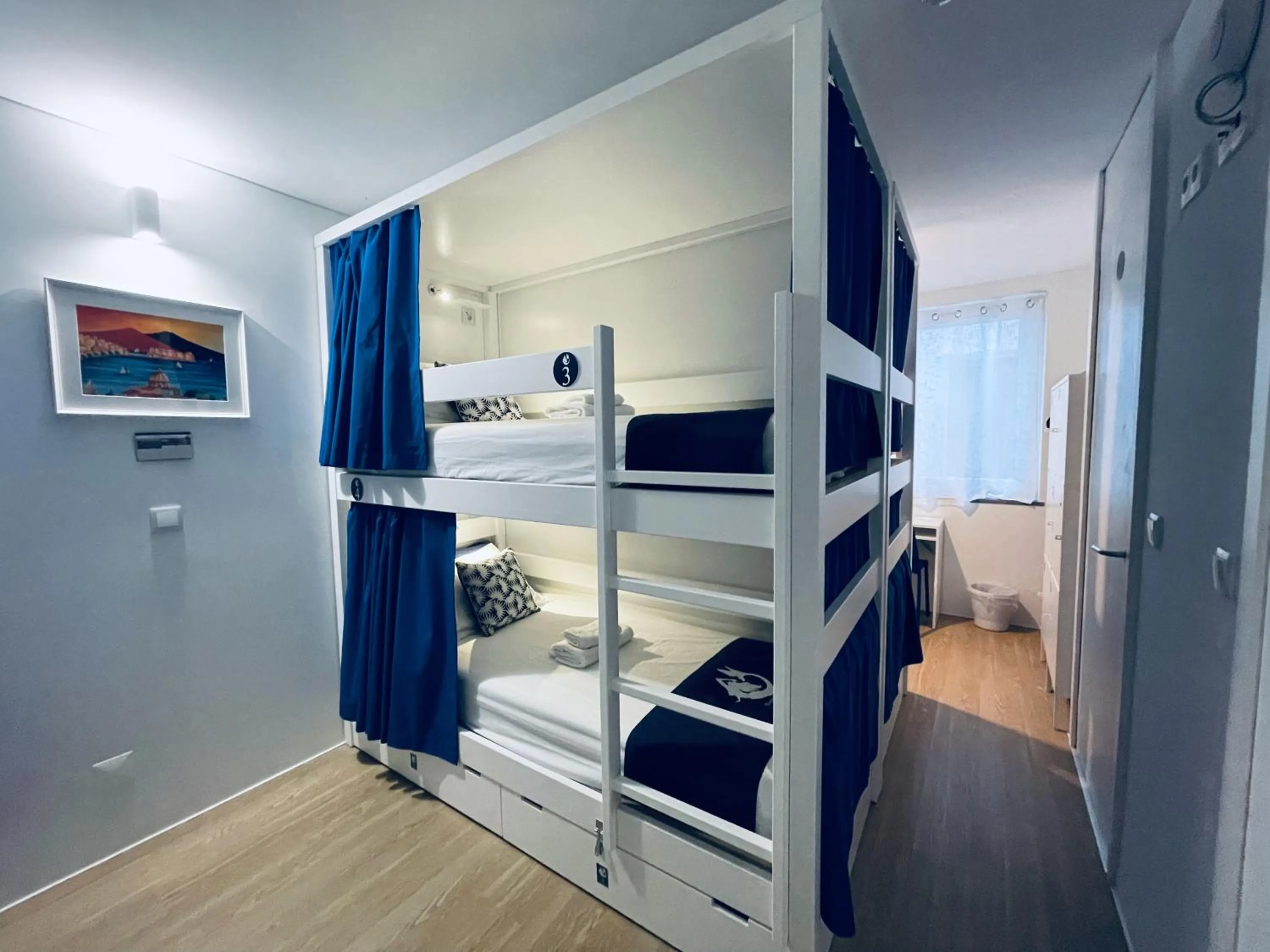 bunk bed, Bed in Partenope Hostel and Suites