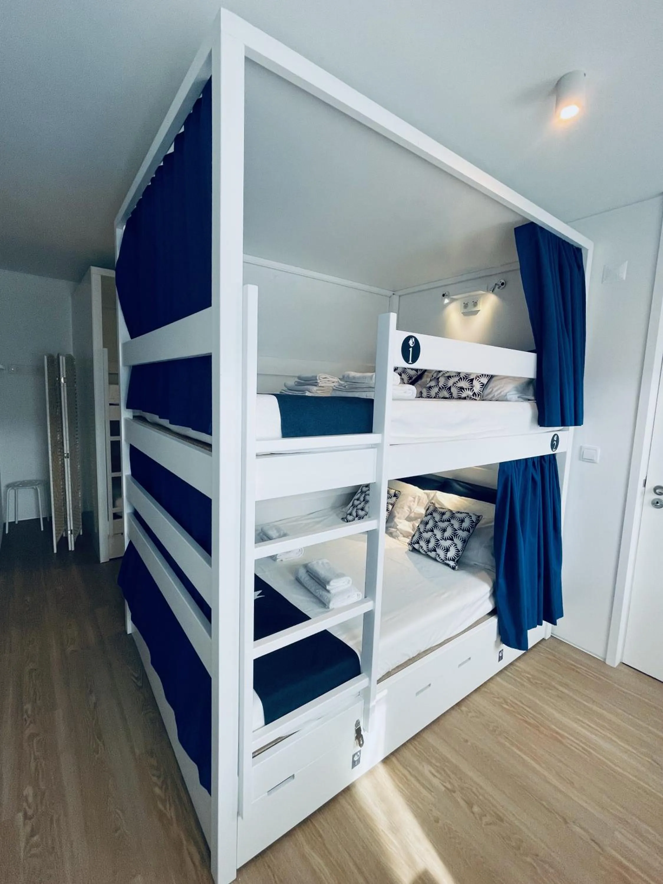 bunk bed, Bed in Partenope Hostel and Suites